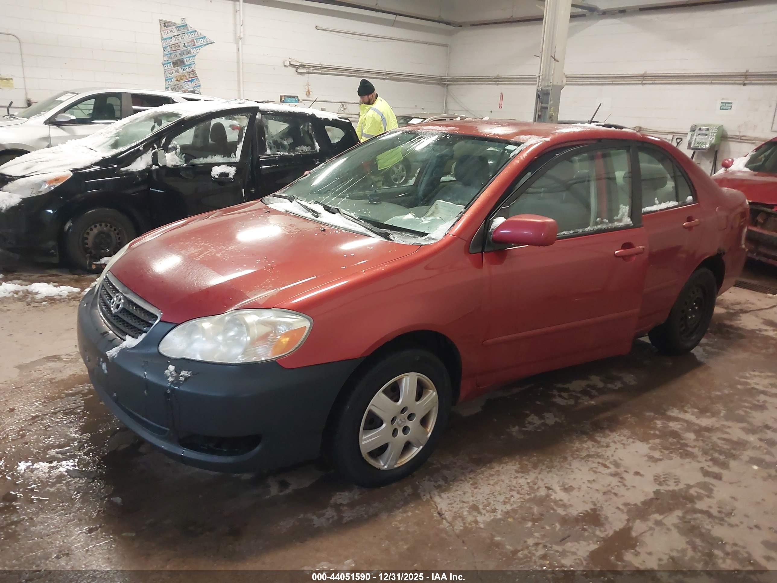 TOYOTA COROLLA image 2