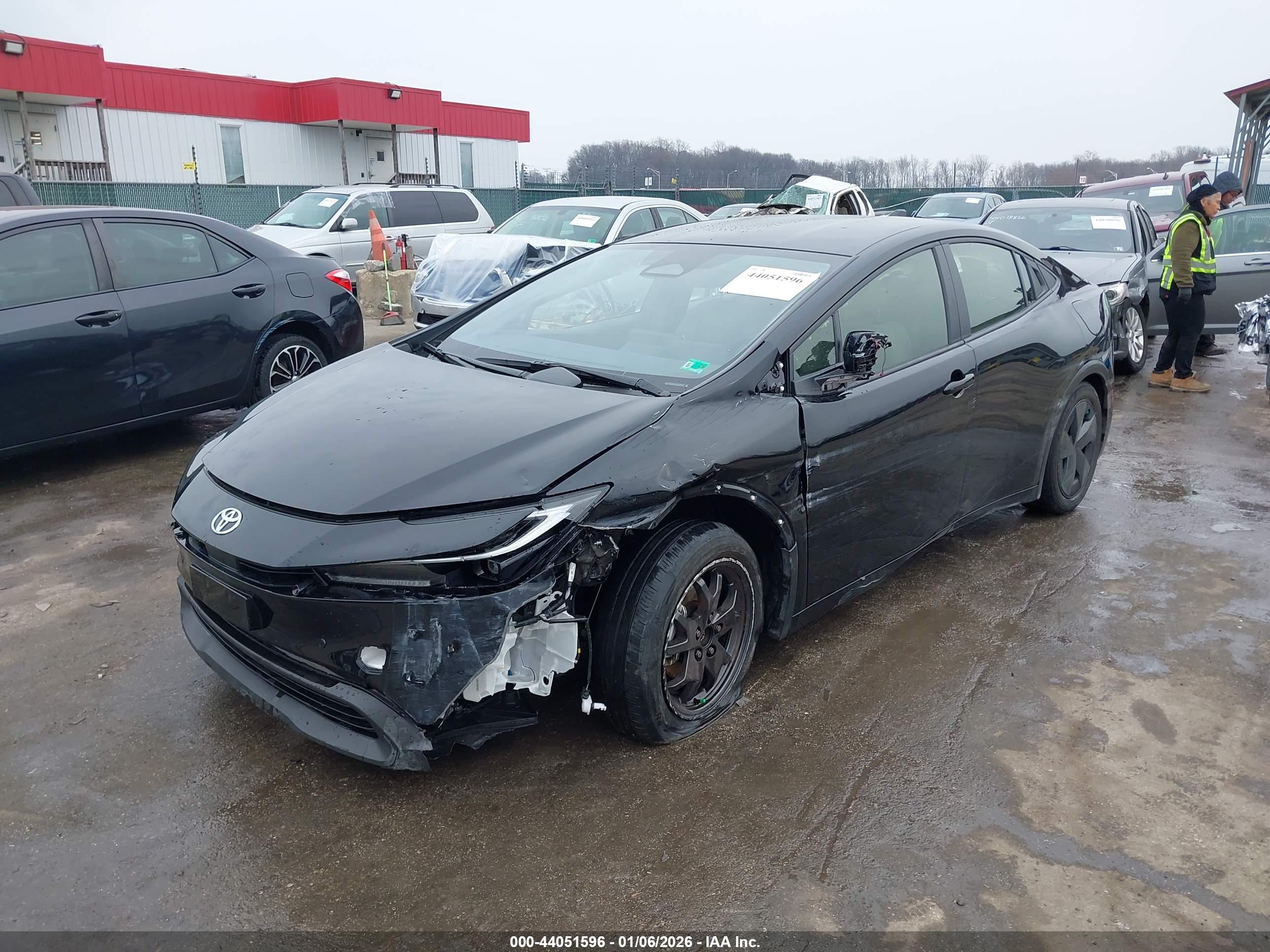 TOYOTA PRIUS image 2