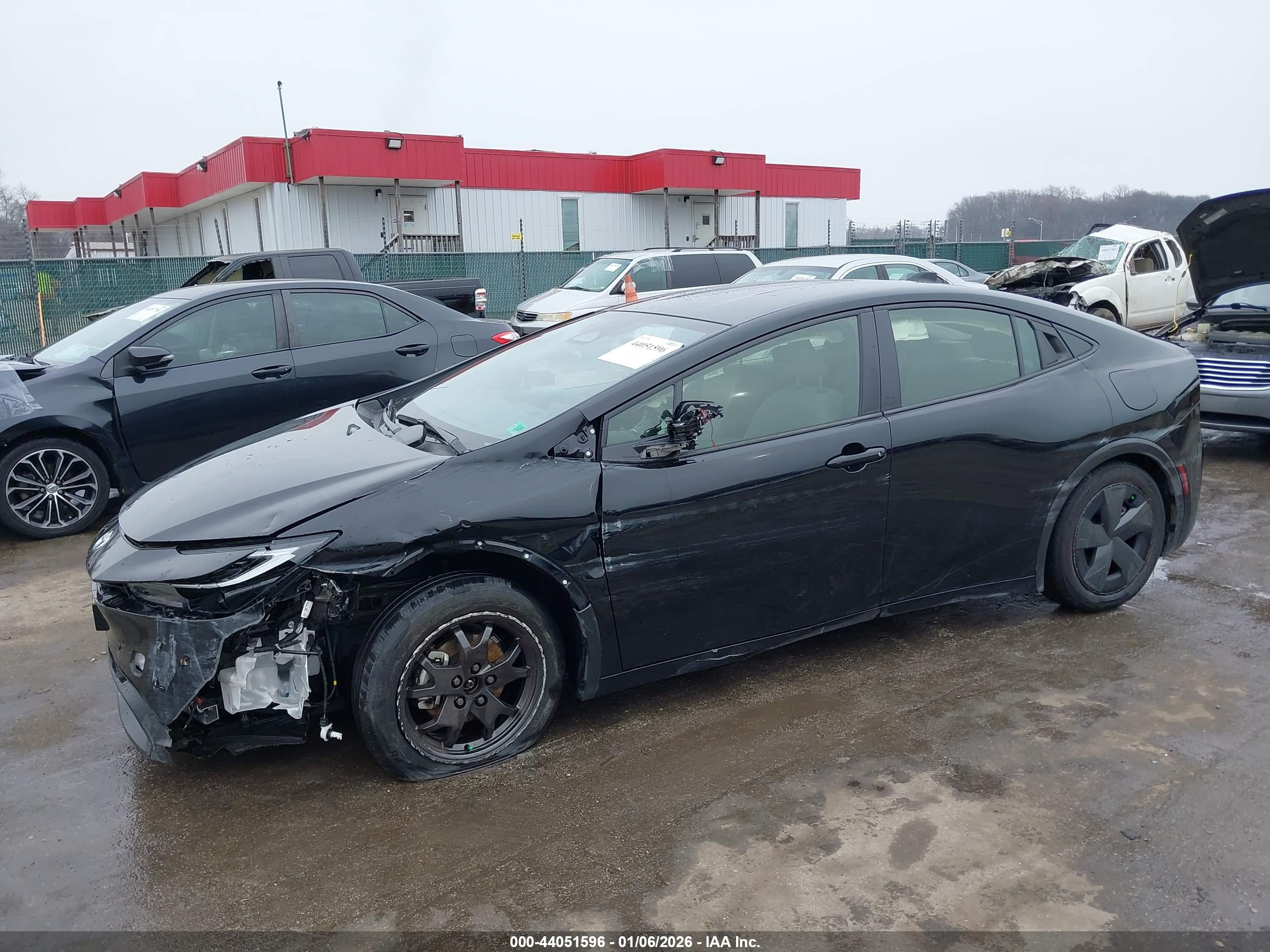 TOYOTA PRIUS image 6