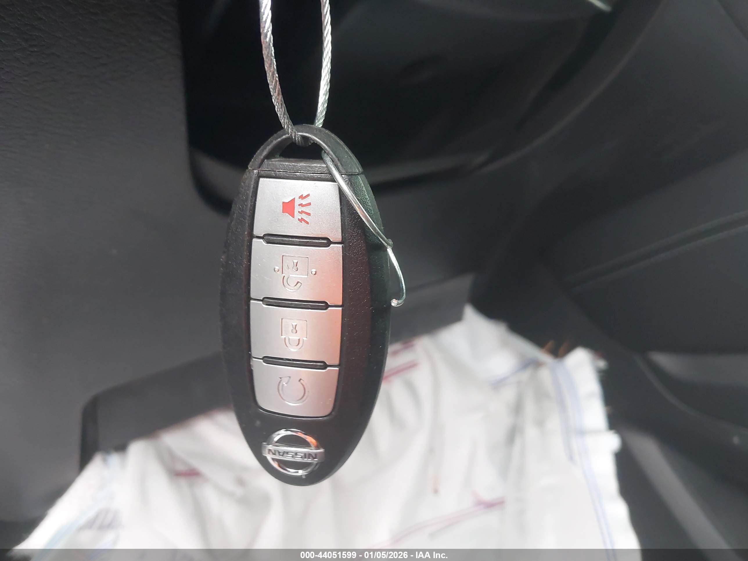 NISSAN MURANO image 11
