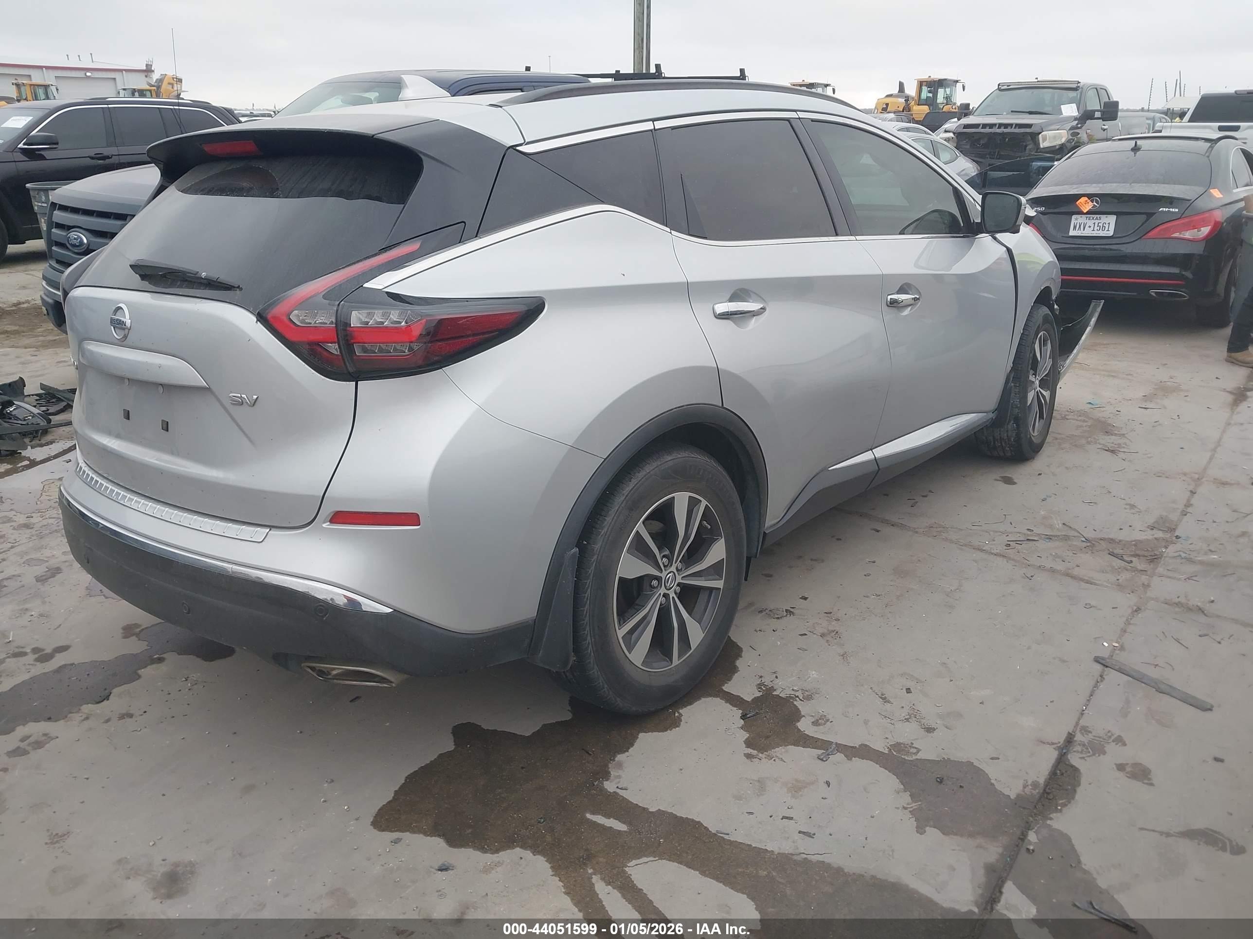 NISSAN MURANO image 4