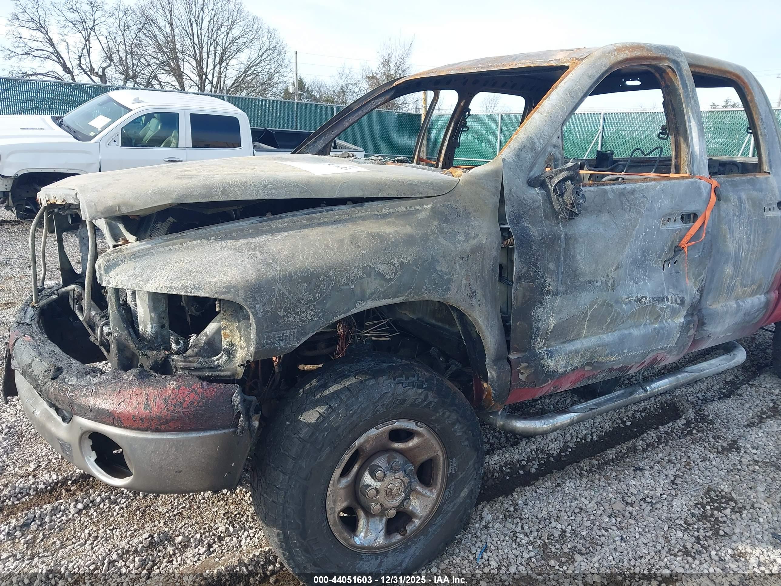 DODGE RAM image 6