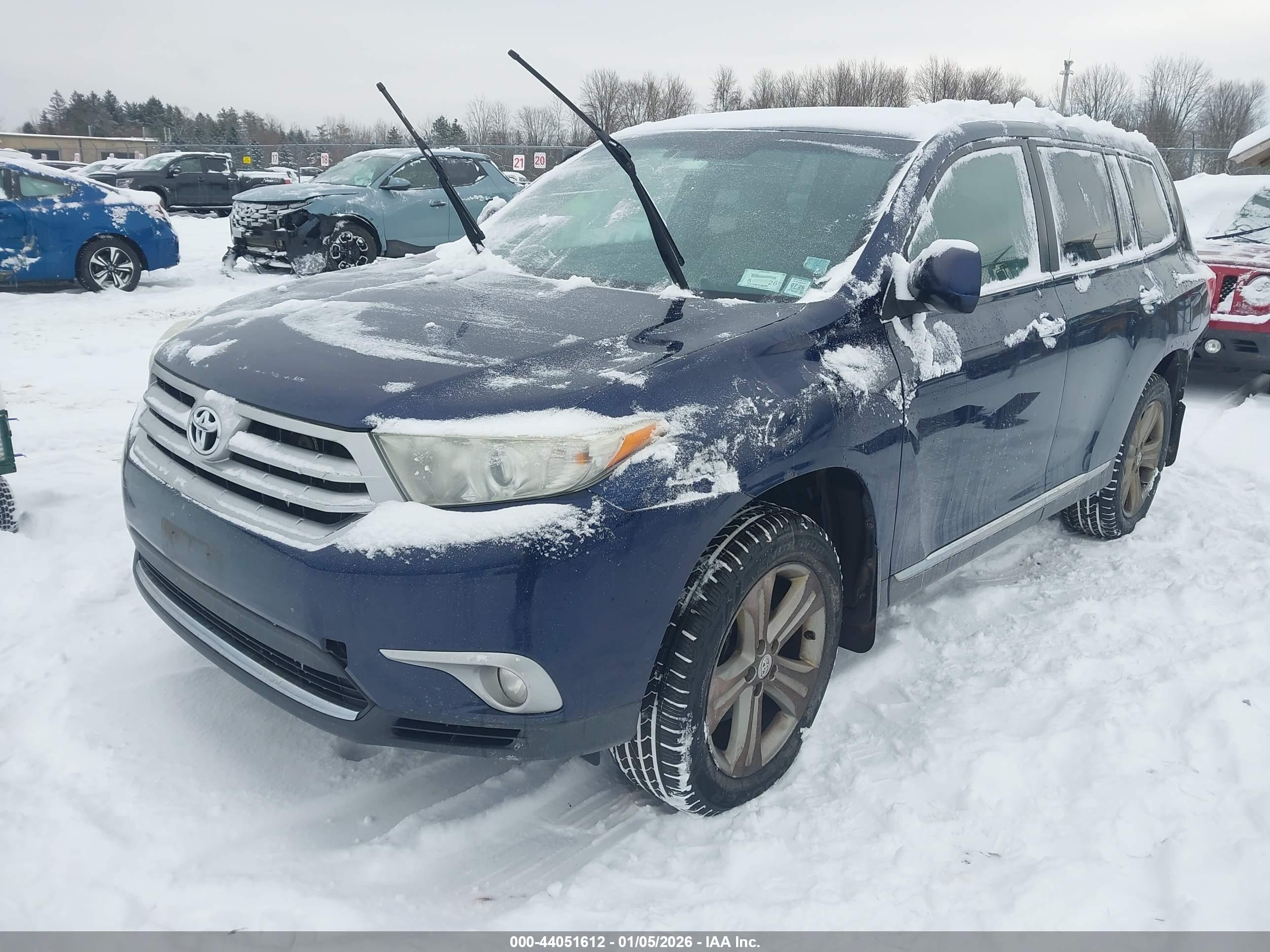 TOYOTA HIGHLANDER image 2