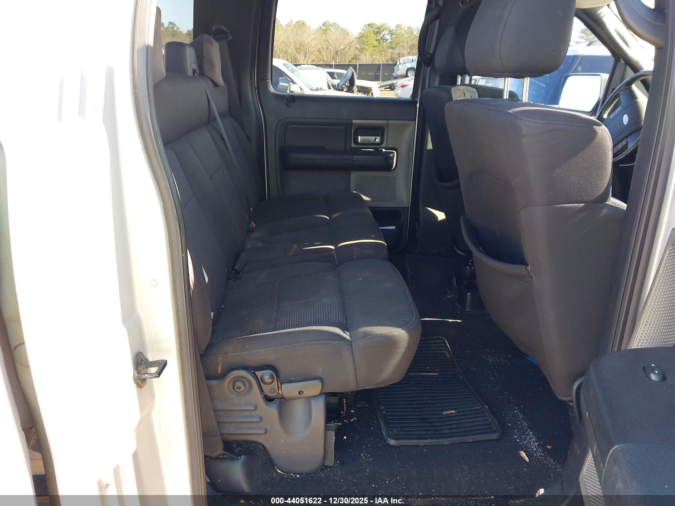 FORD F-150 image 8