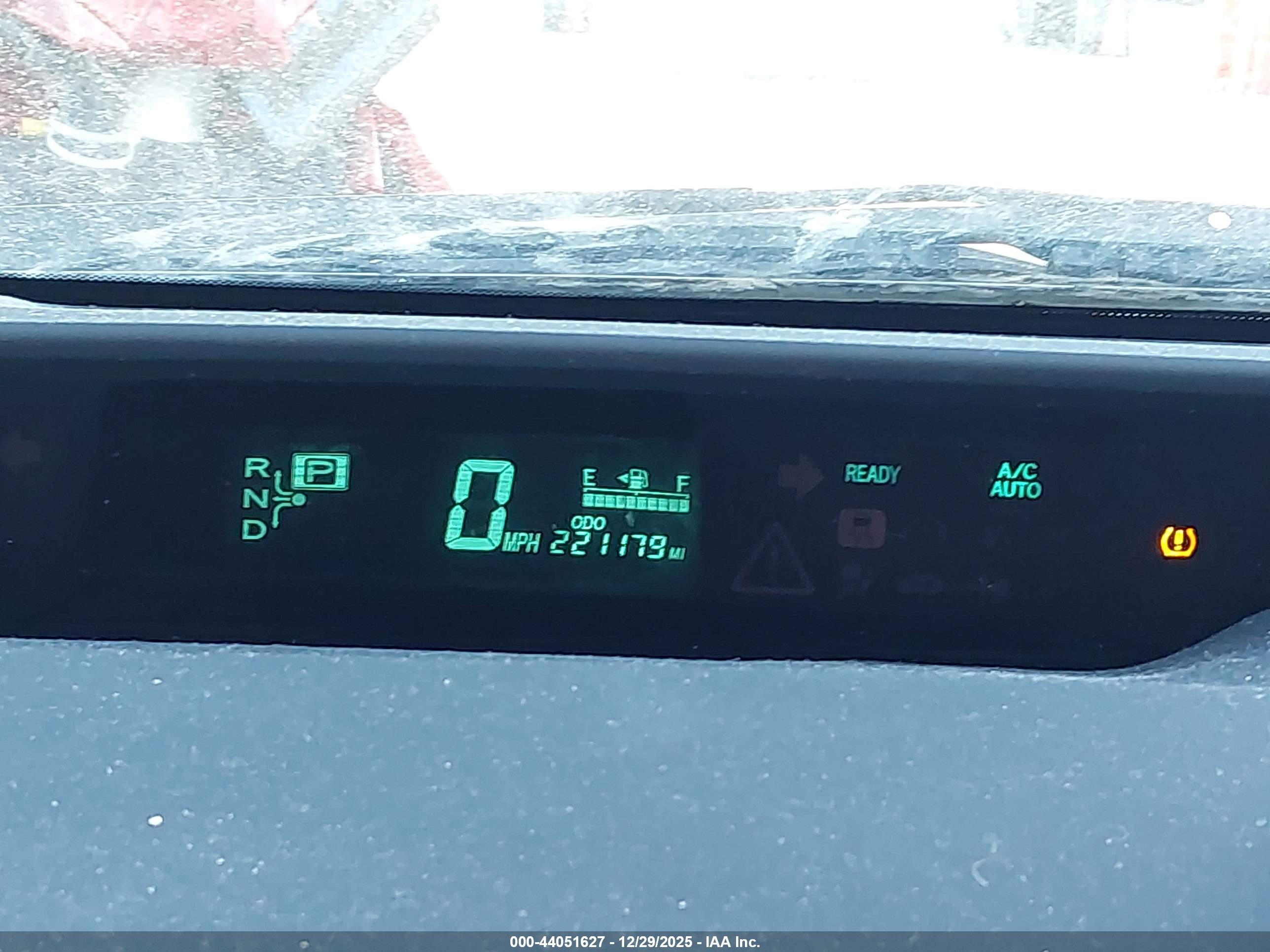 TOYOTA PRIUS image 7