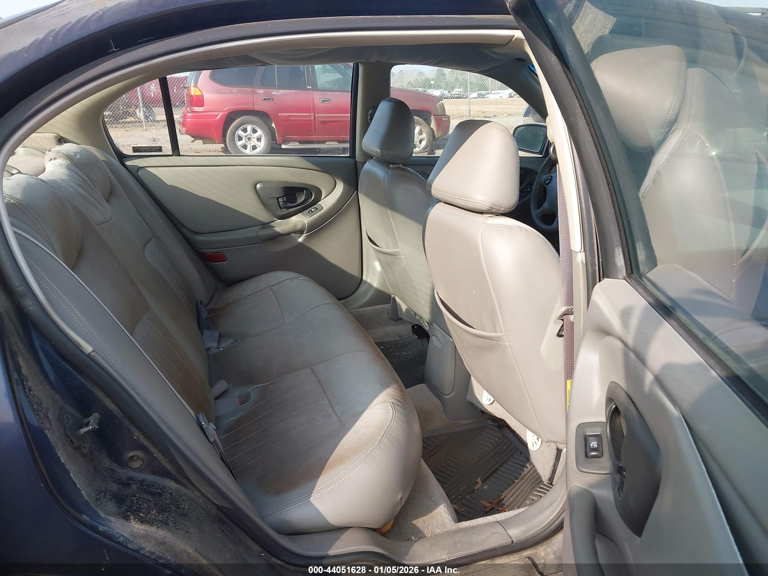 CHEVROLET MALIBU image 8