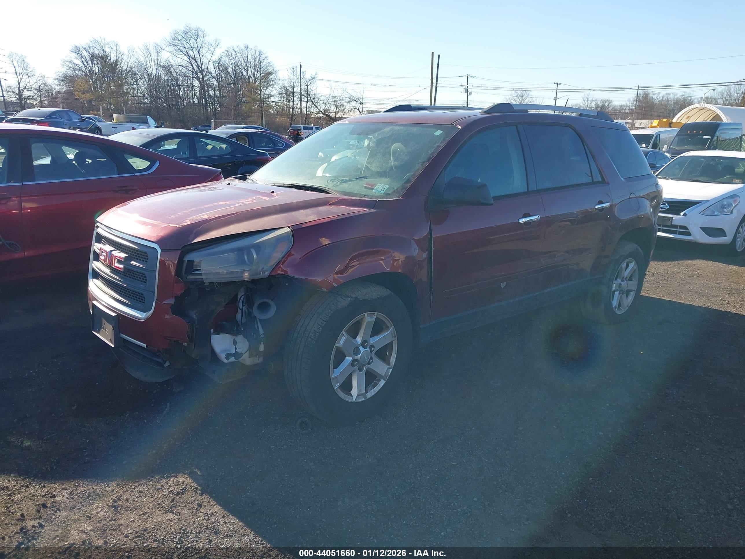 GMC ACADIA image 2