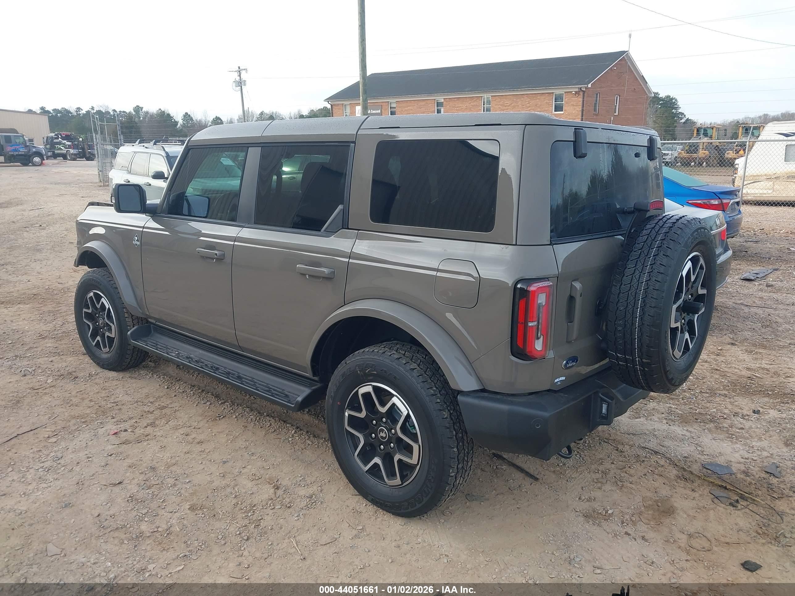 FORD BRONCO image 3