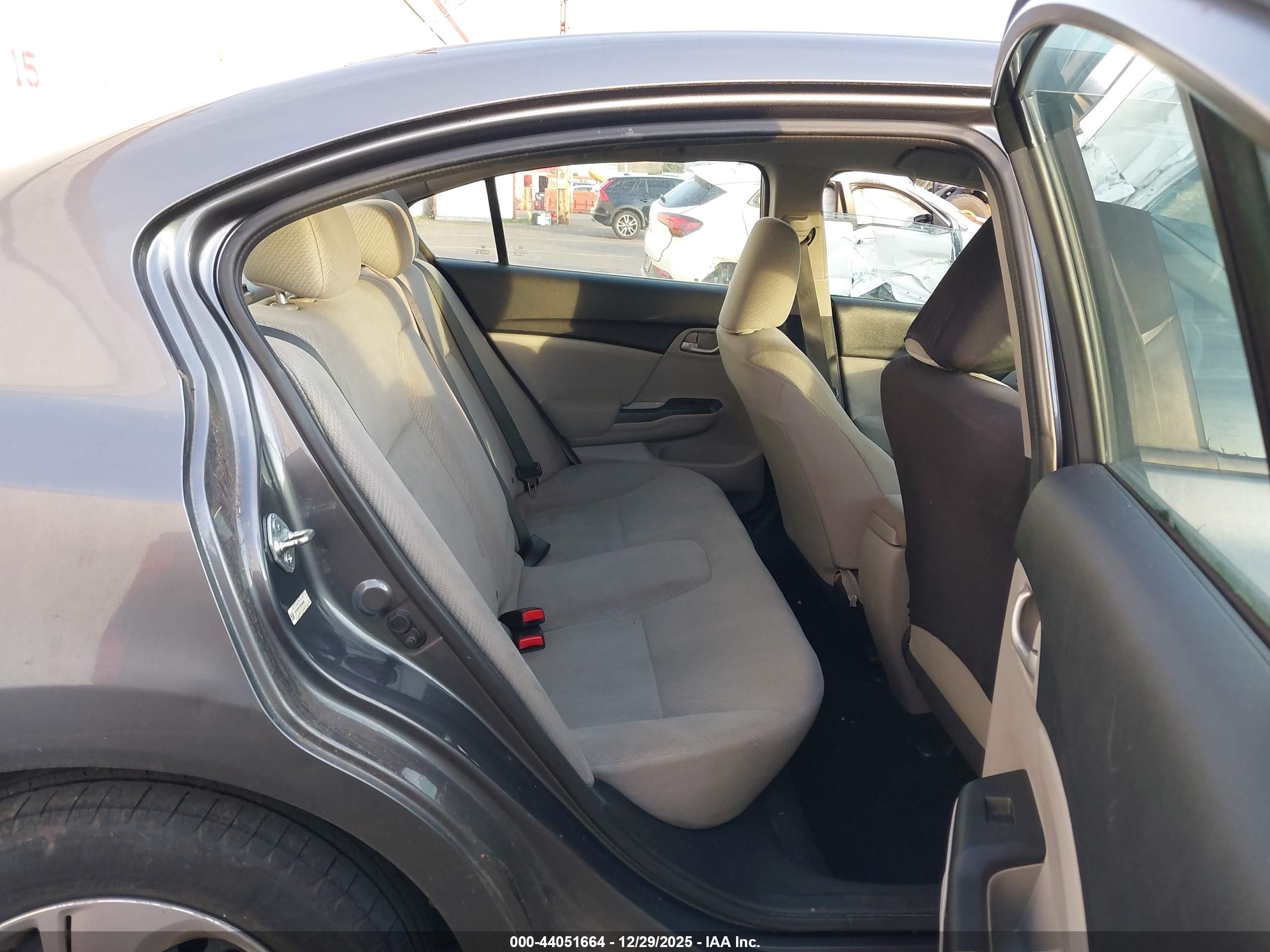 HONDA CIVIC image 8
