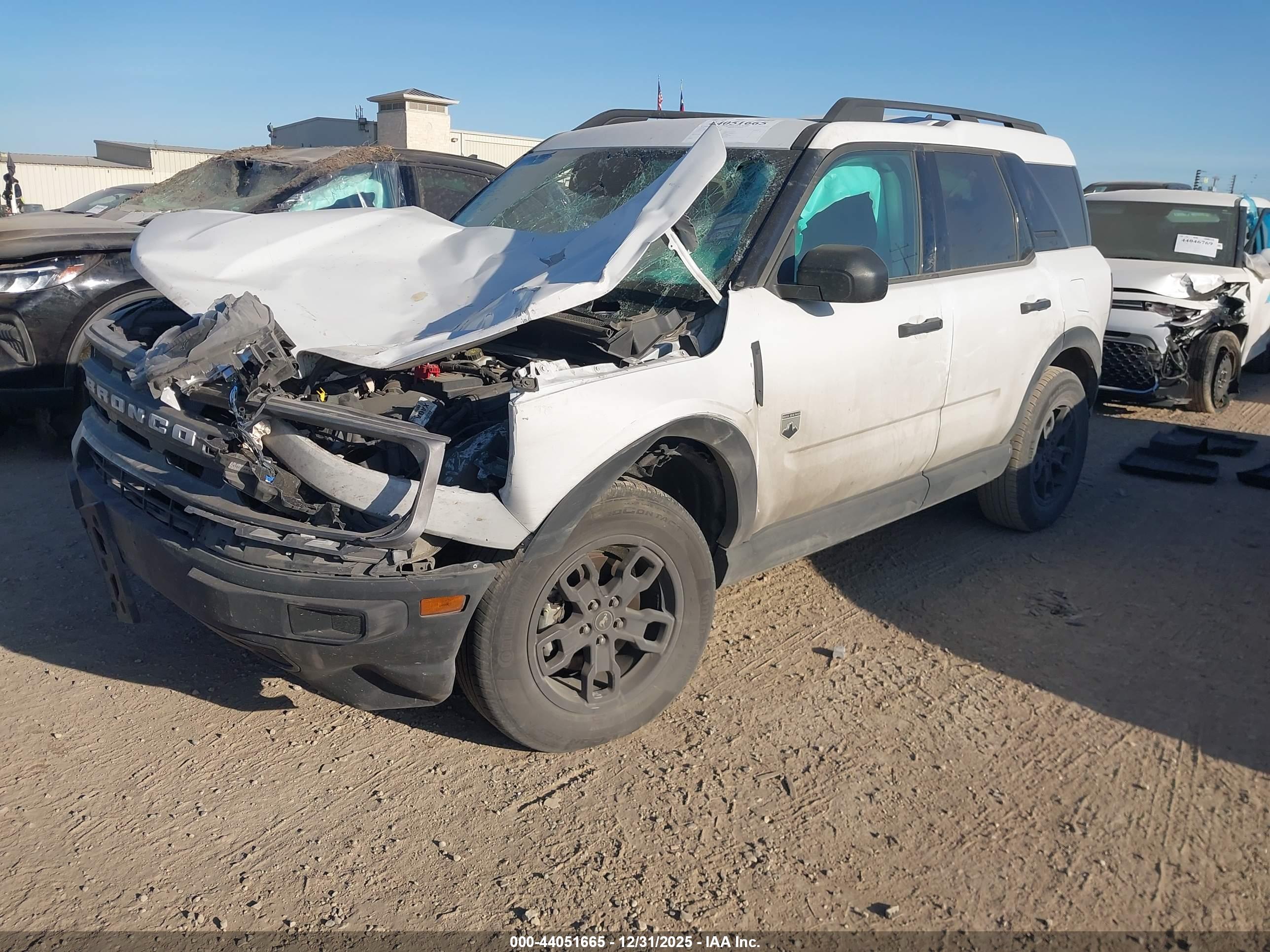 FORD BRONCO image 2
