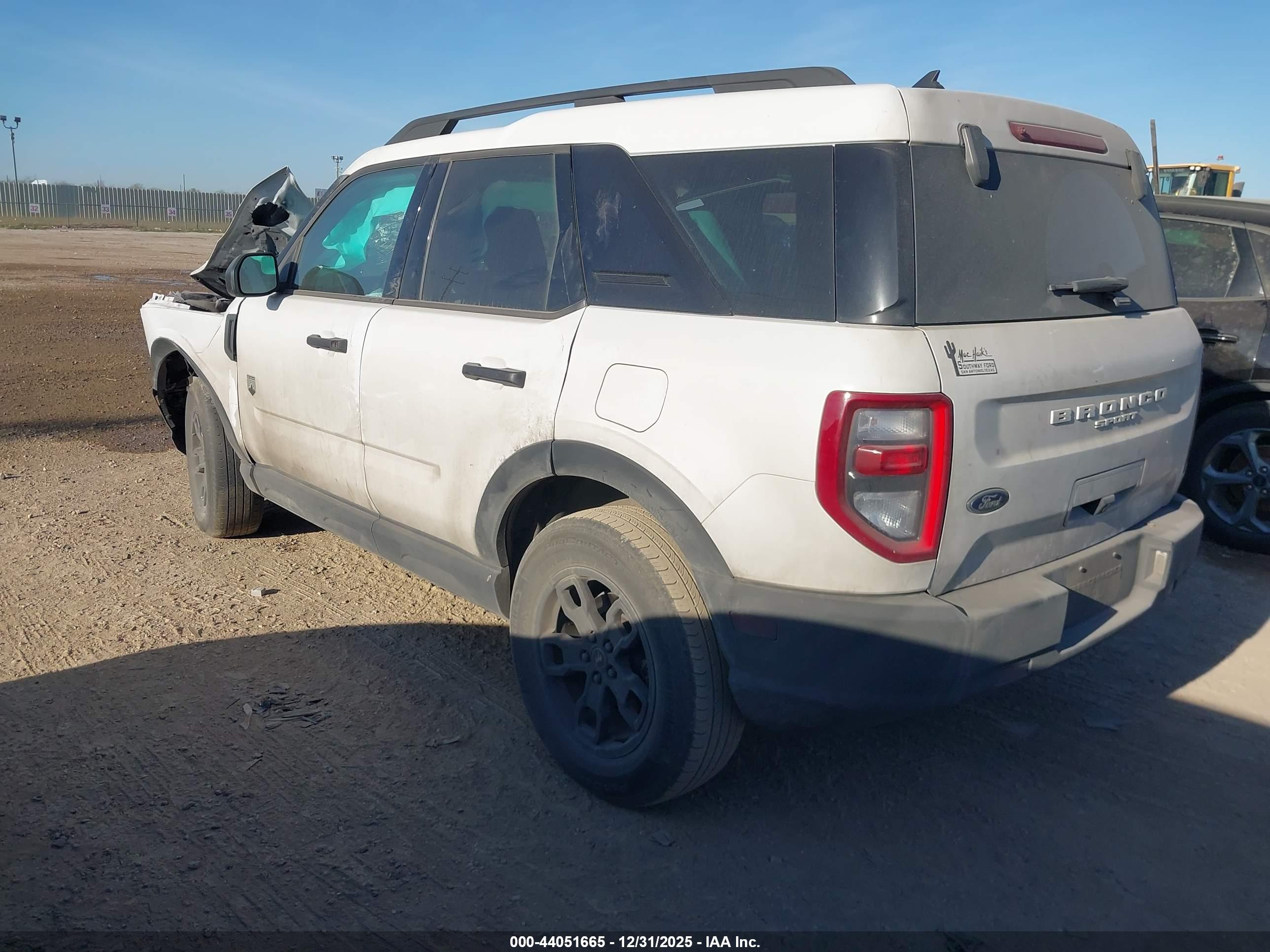 FORD BRONCO image 3