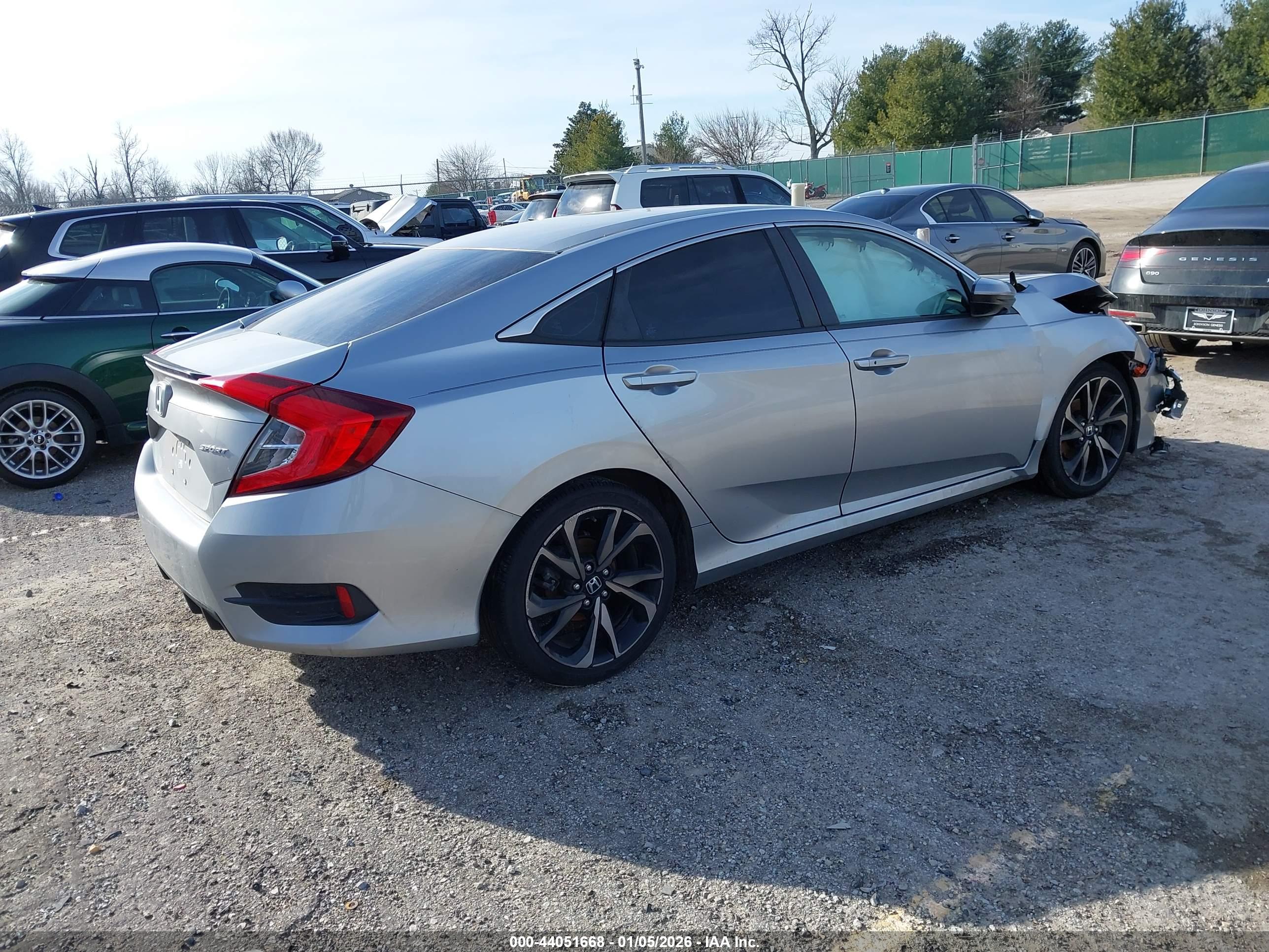 HONDA CIVIC image 4
