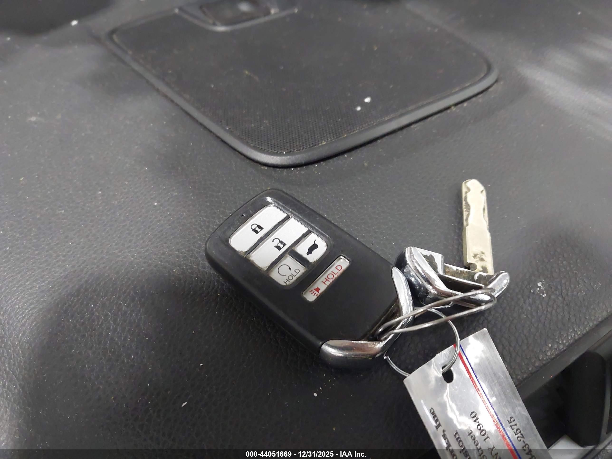 HONDA CR-V image 11