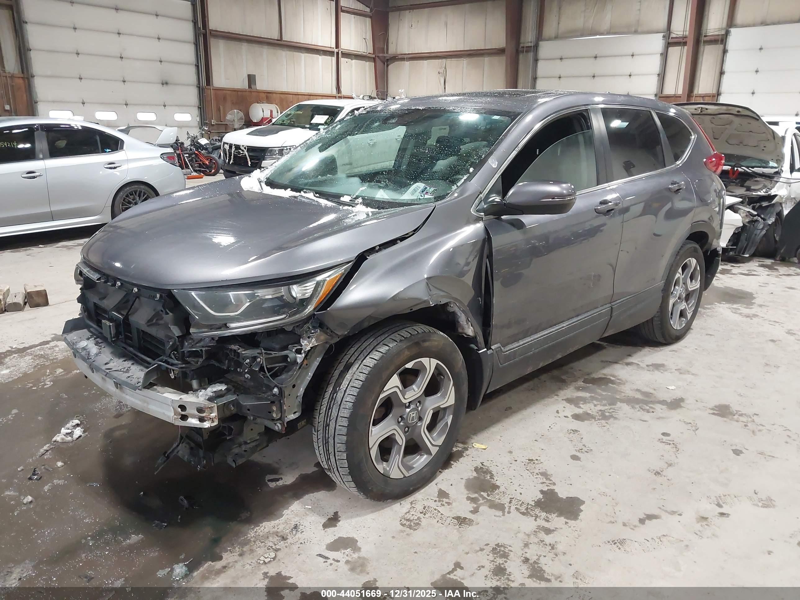 HONDA CR-V image 2