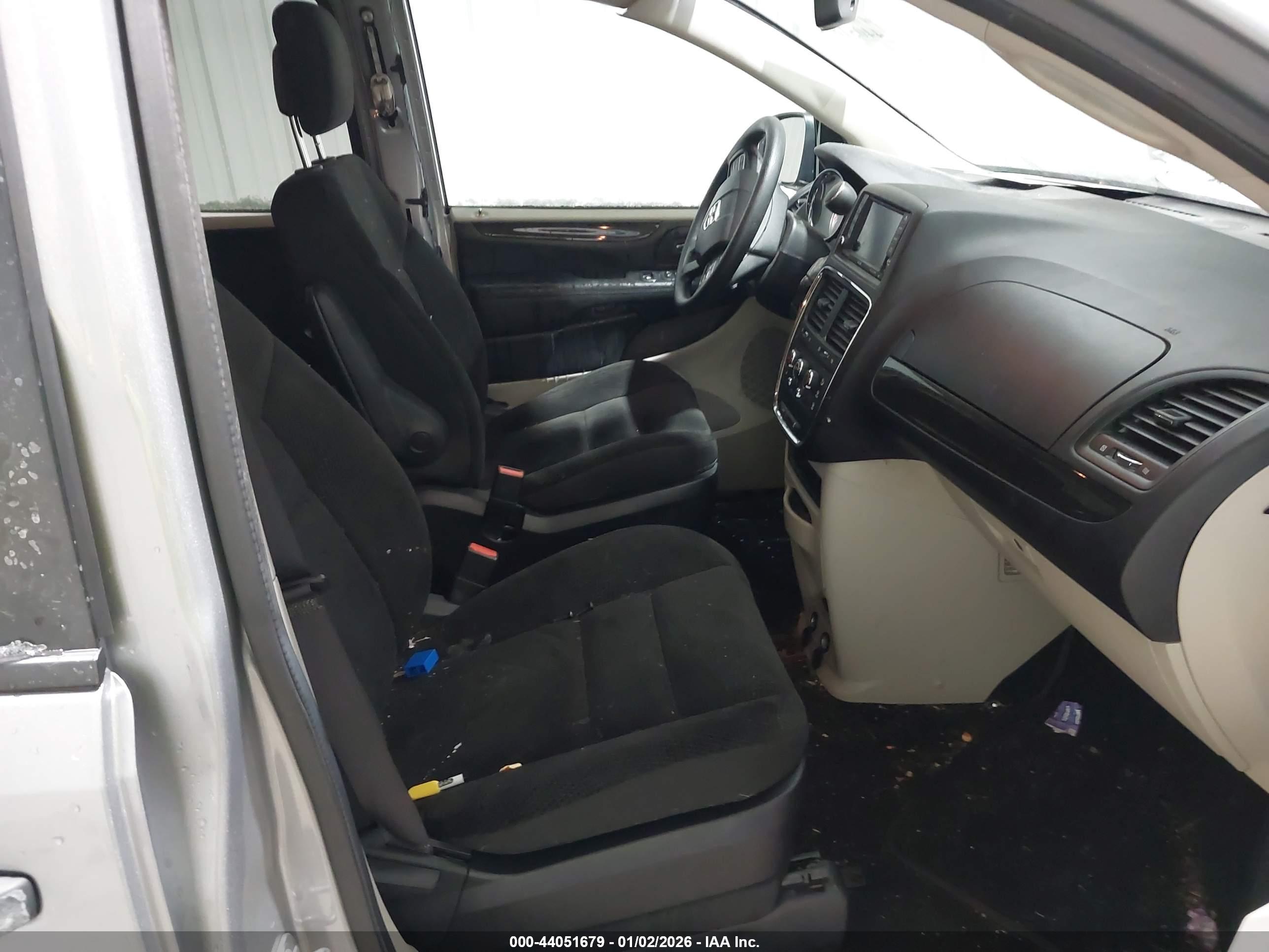 DODGE GRAND image 5