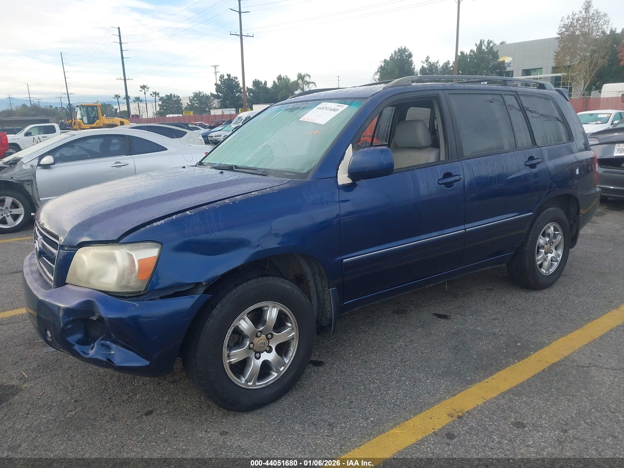 TOYOTA HIGHLANDER image 2