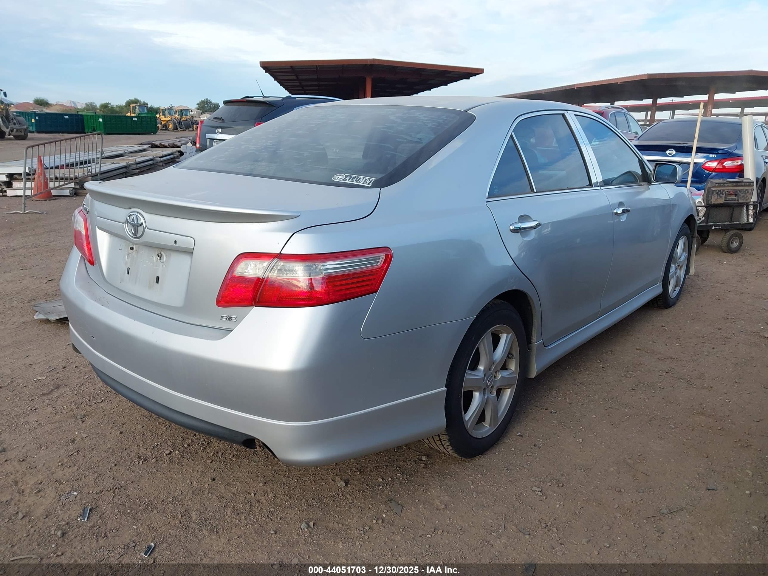 TOYOTA CAMRY image 4