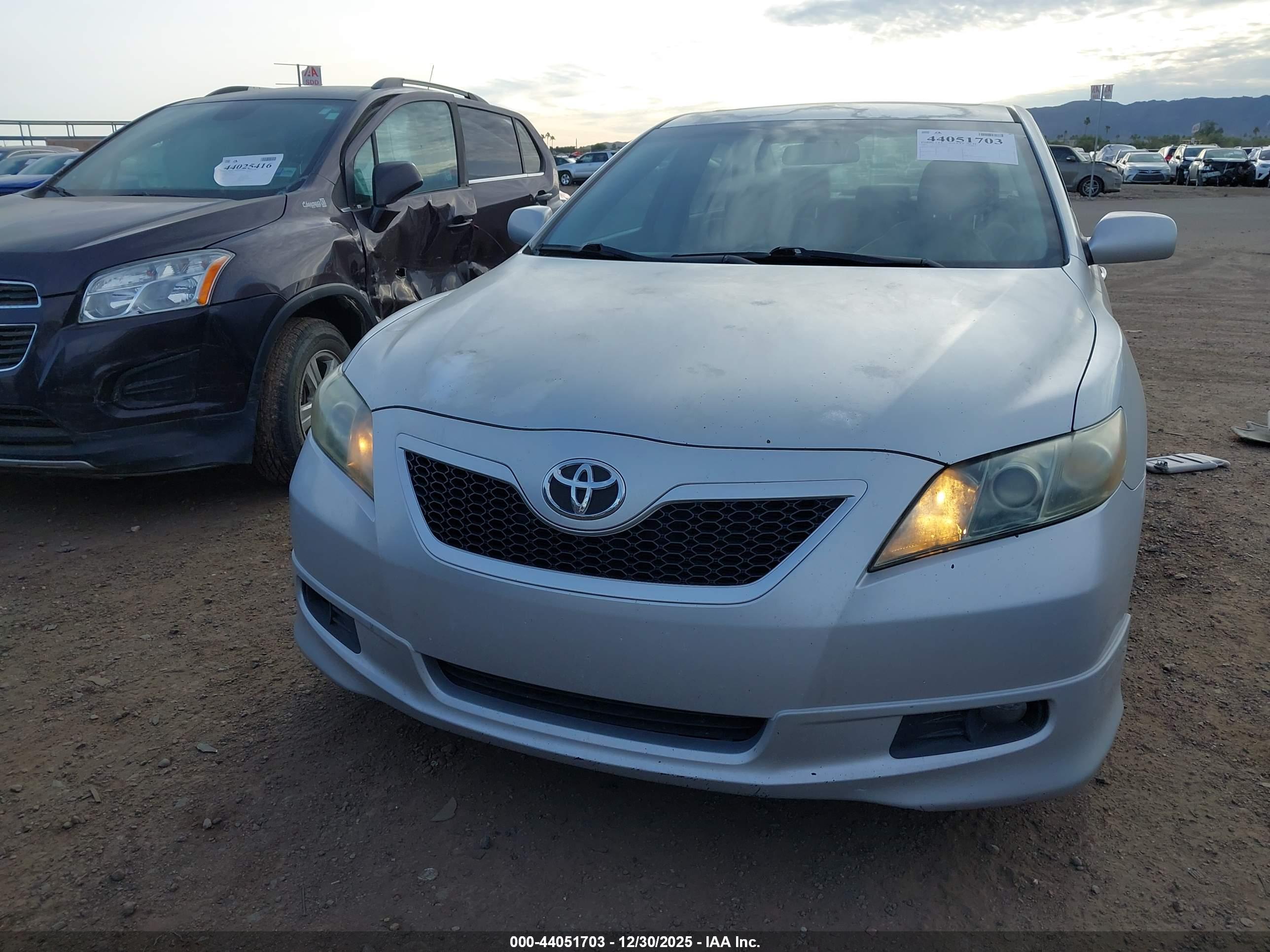 TOYOTA CAMRY image 6