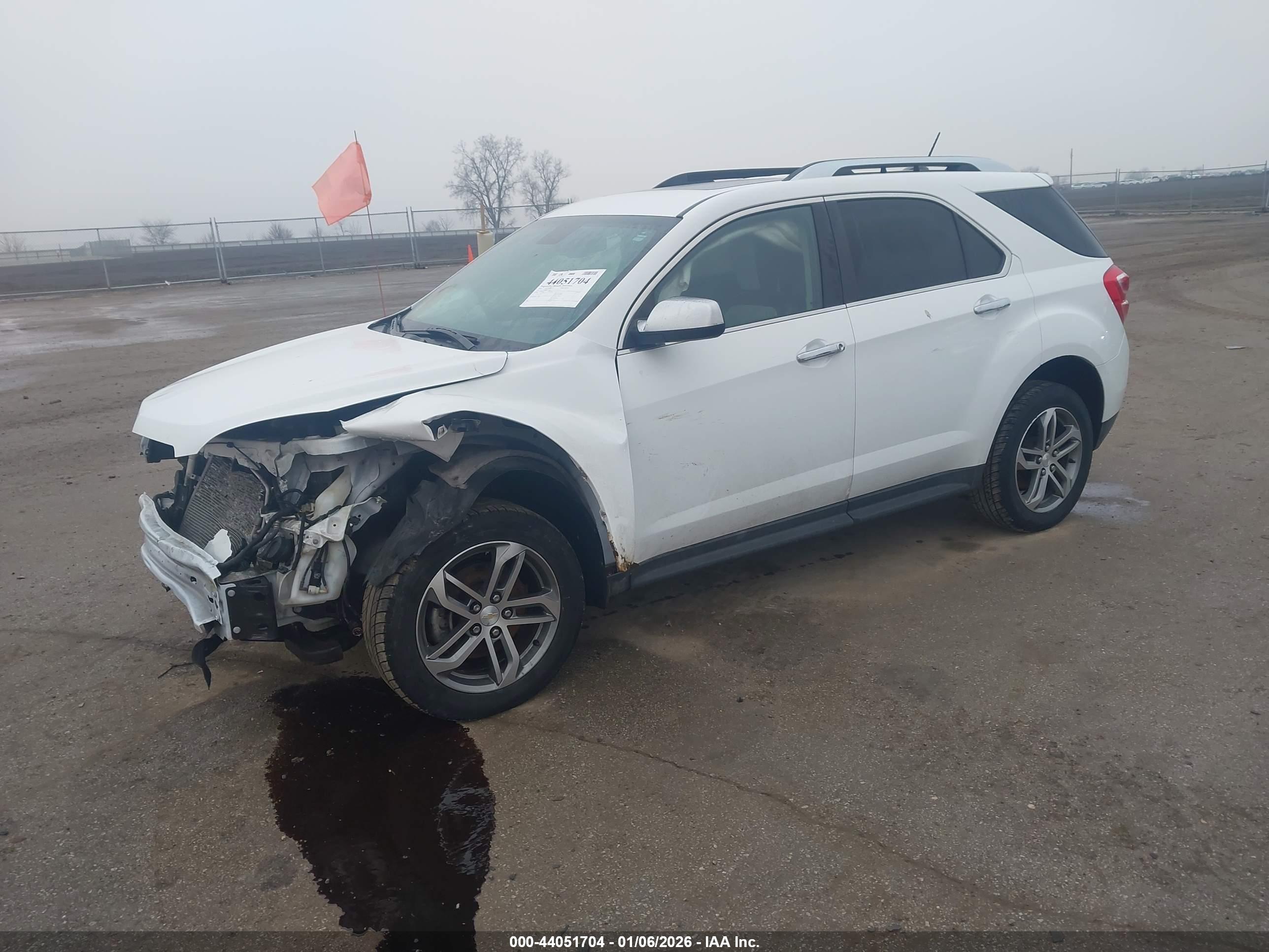 CHEVROLET EQUINOX image 2