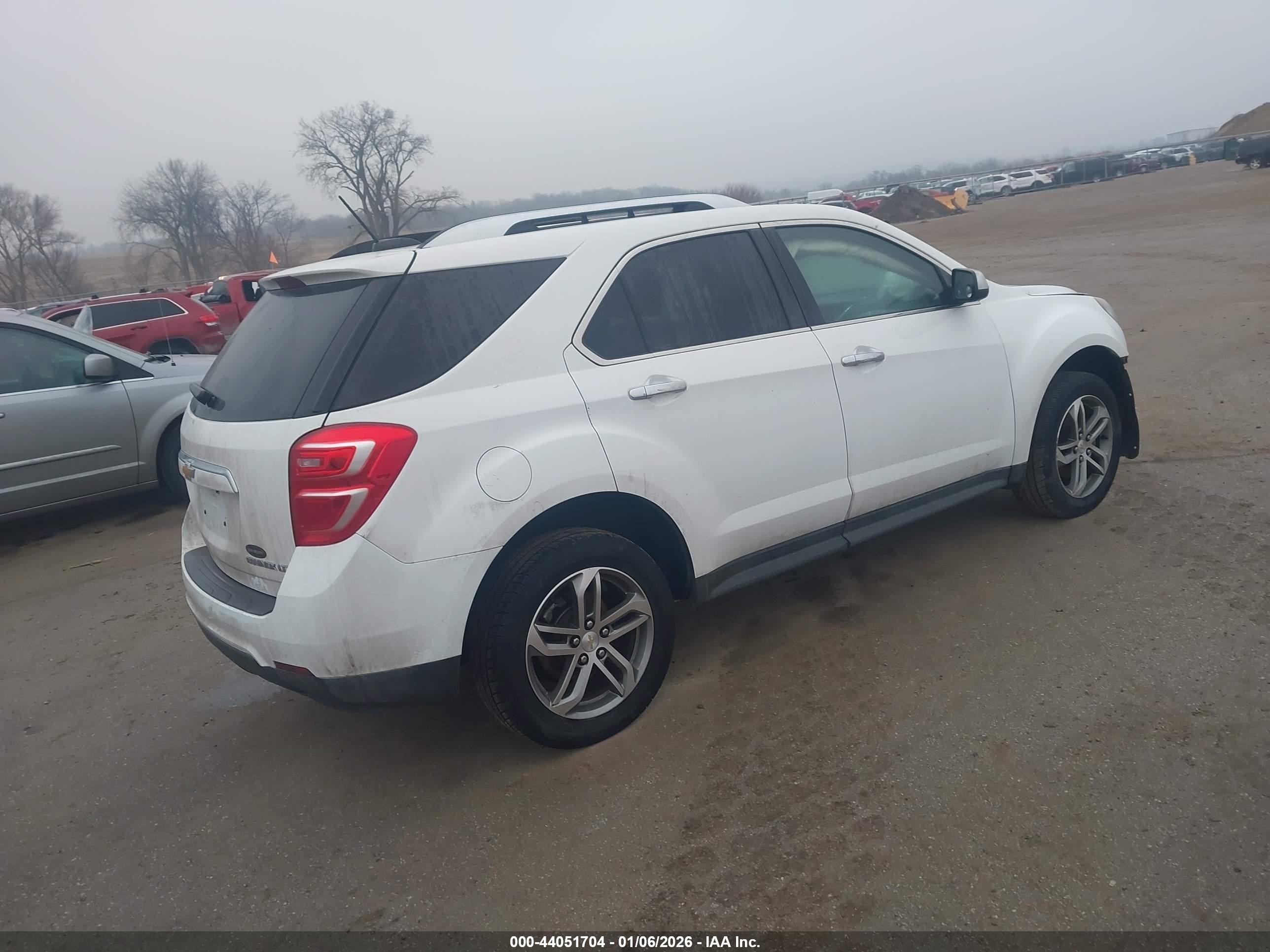 CHEVROLET EQUINOX image 4