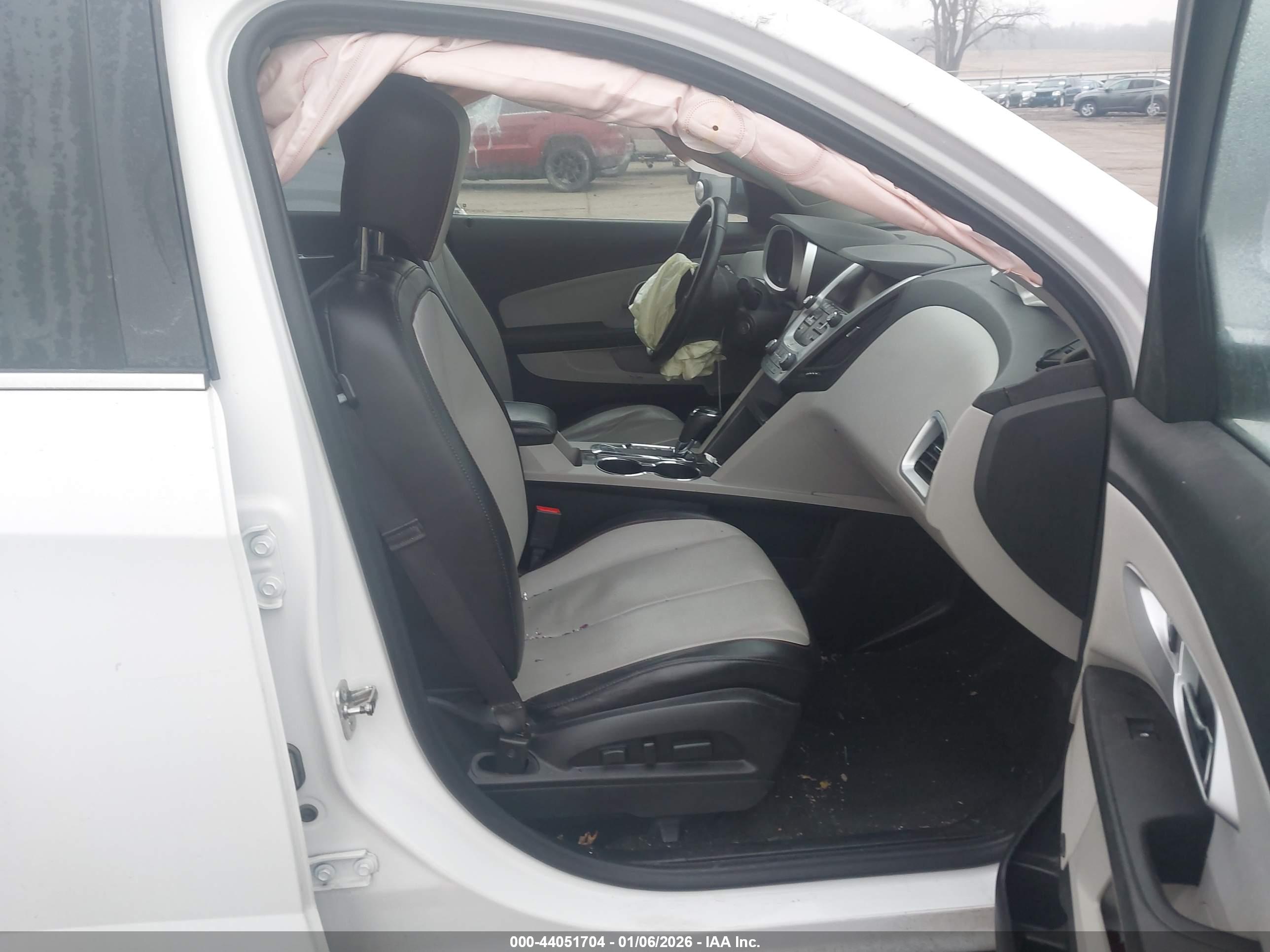 CHEVROLET EQUINOX image 5