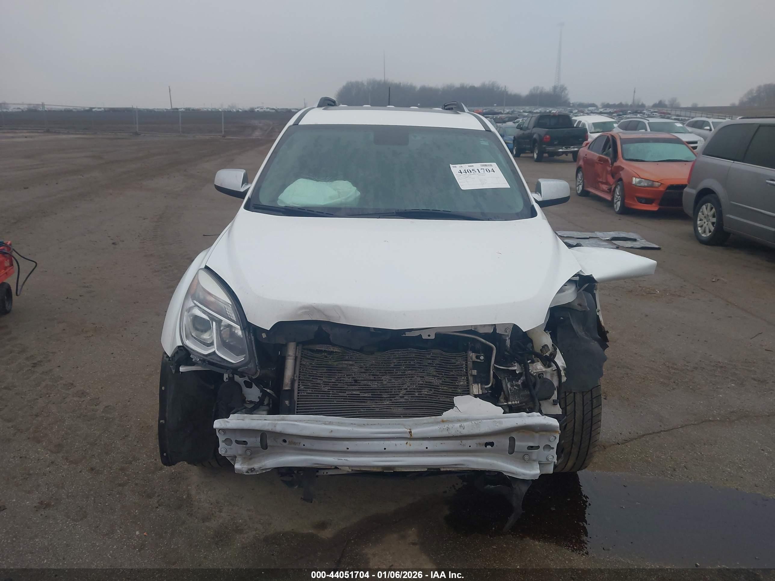 CHEVROLET EQUINOX image 6