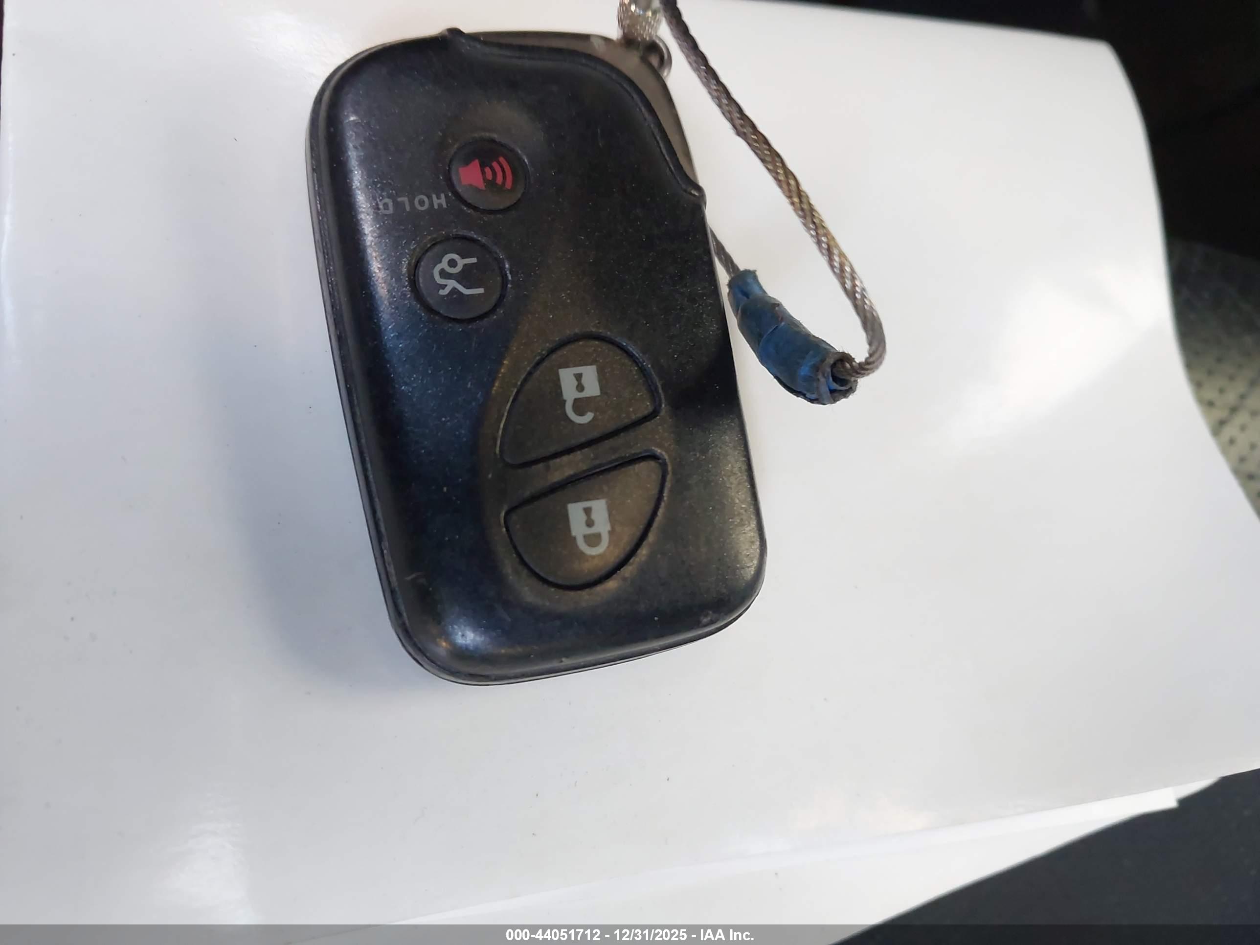 LEXUS IS image 11