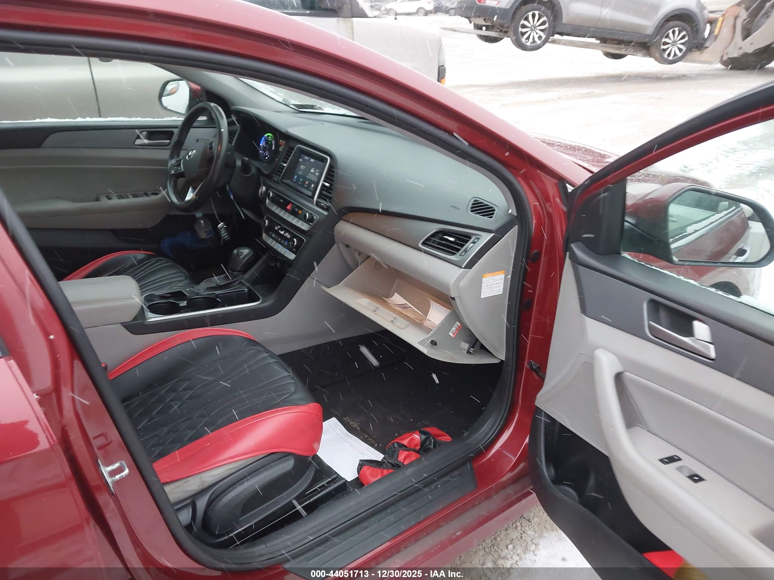 HYUNDAI SONATA image 5
