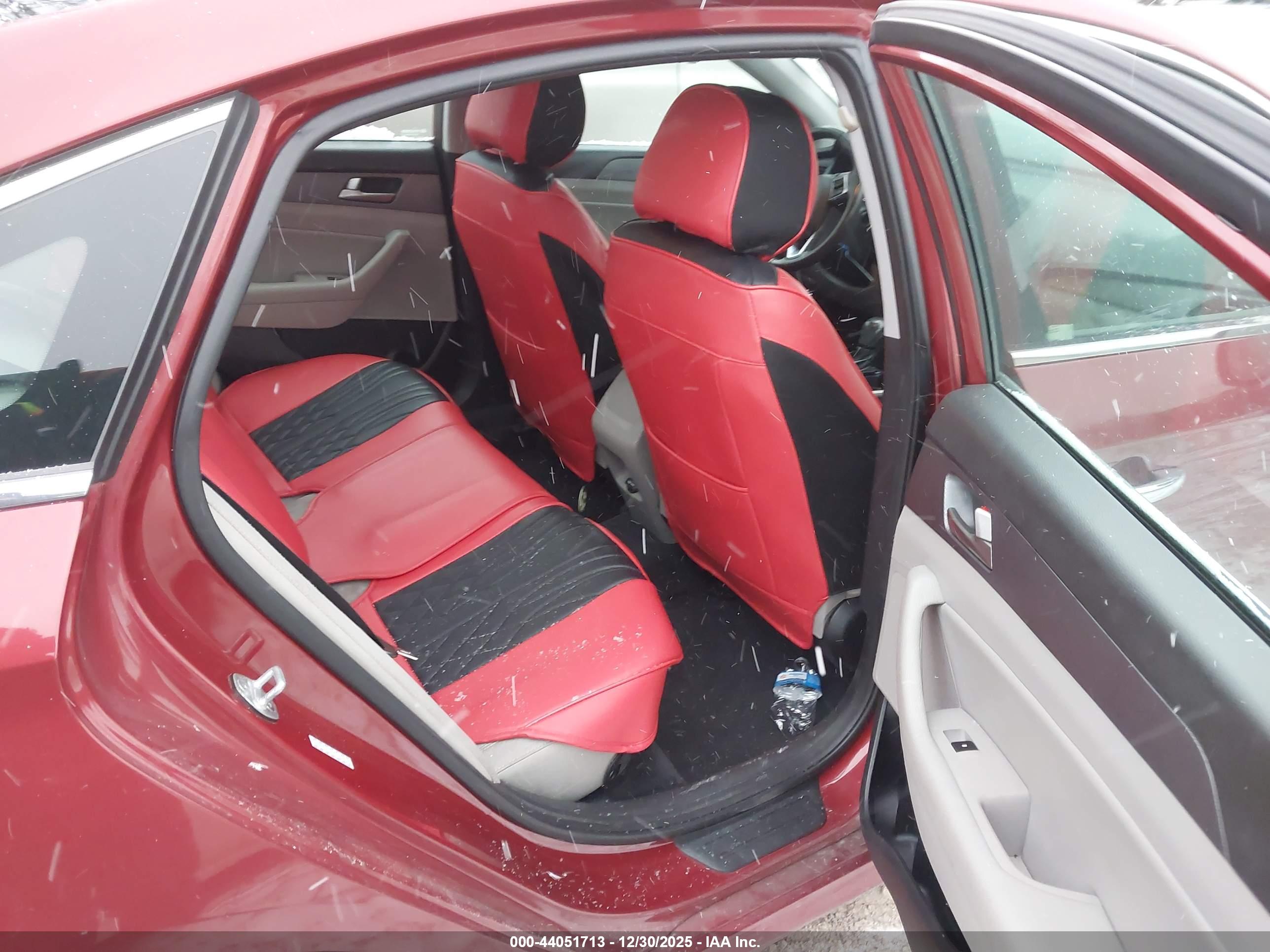 HYUNDAI SONATA image 8