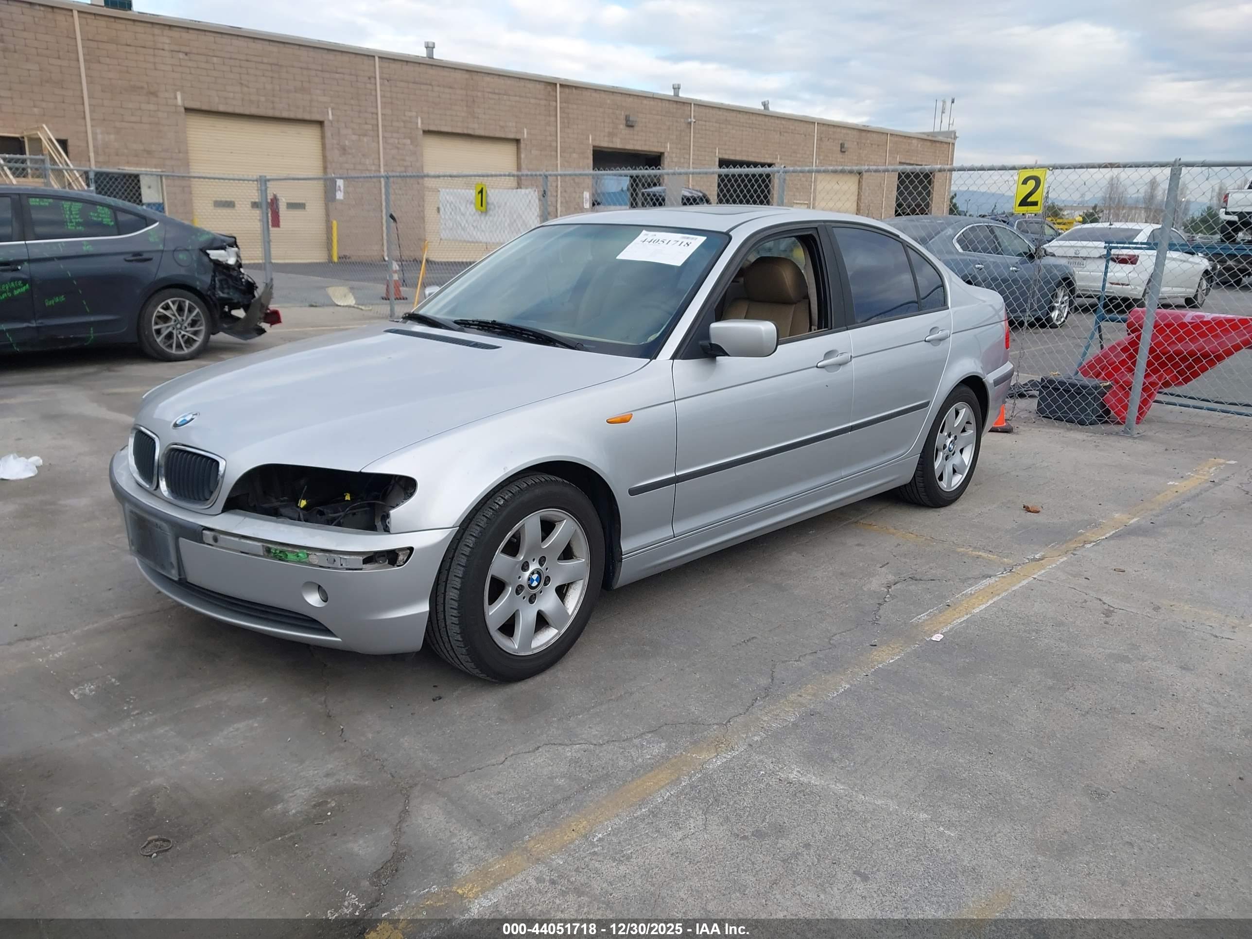 BMW 325I image 2