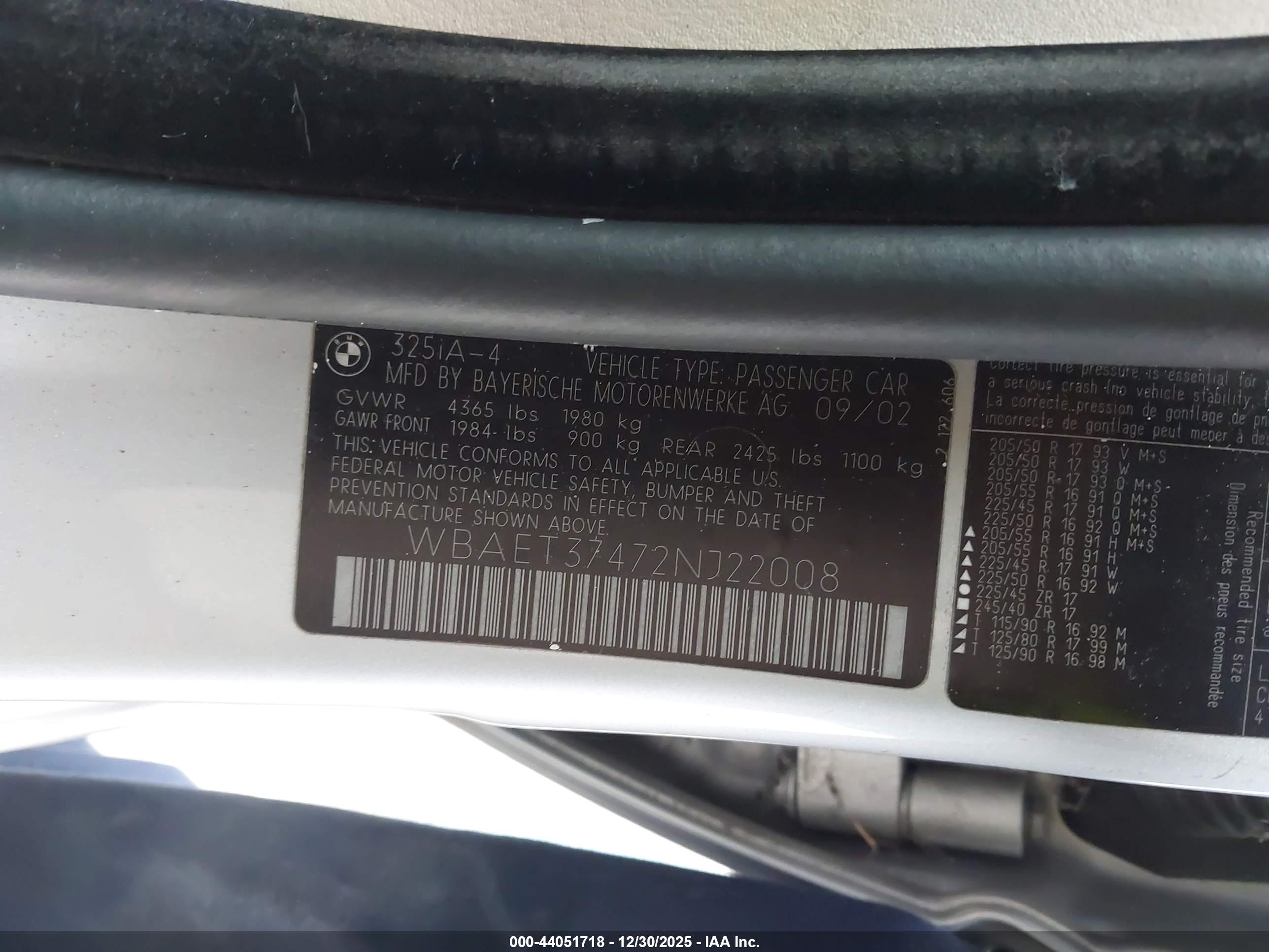BMW 325I image 9