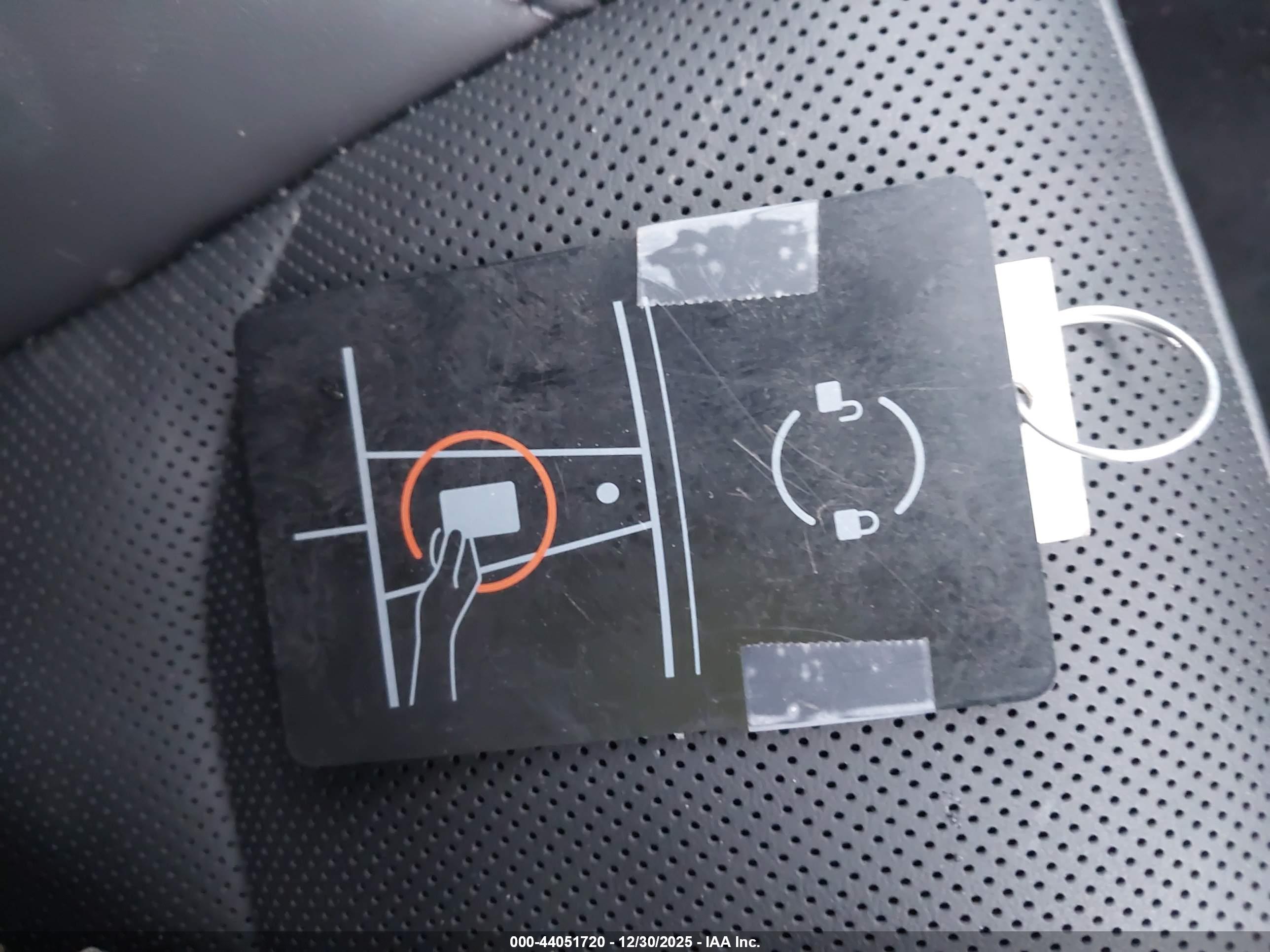 TESLA MODEL image 11
