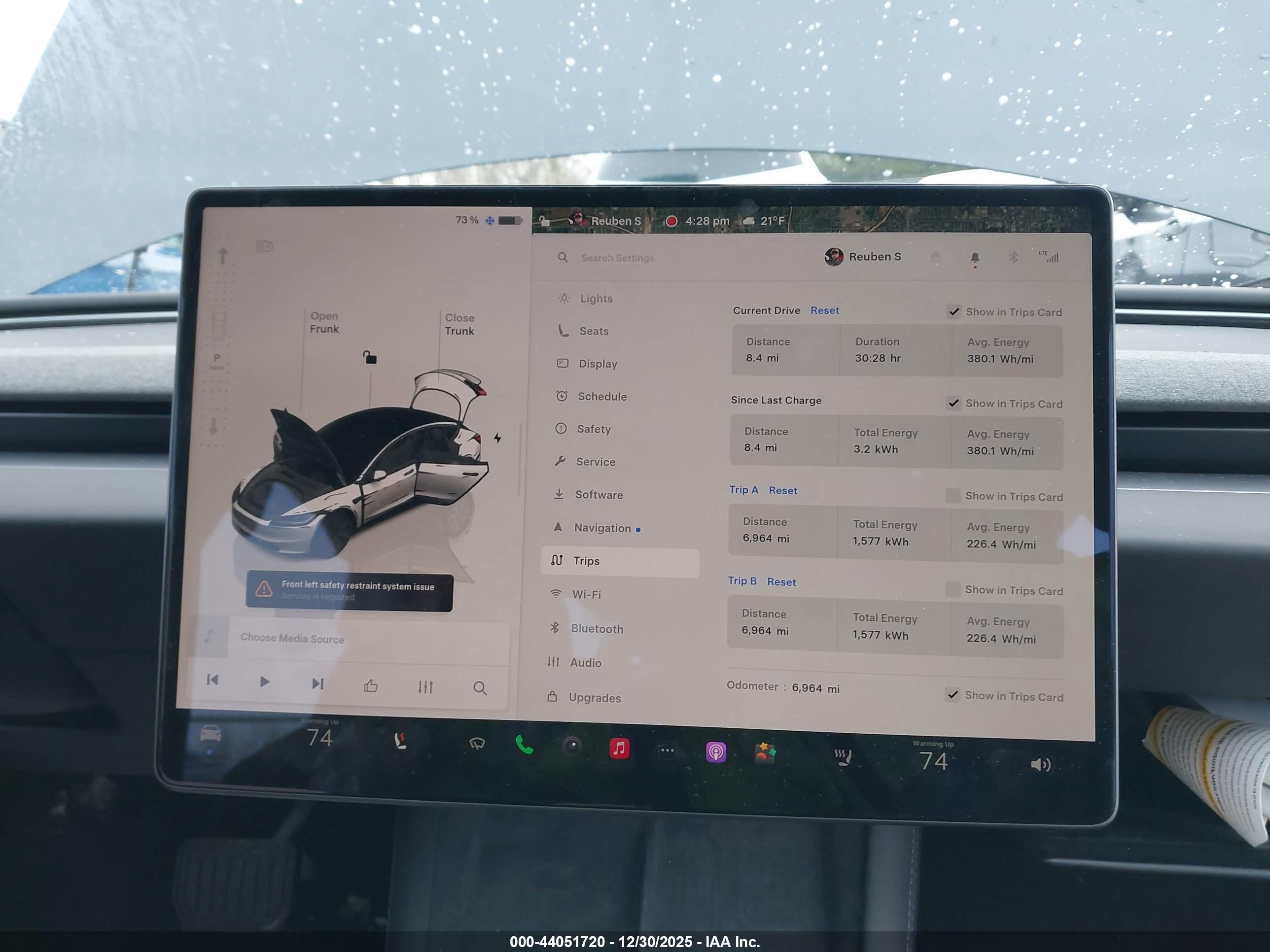 TESLA MODEL image 7