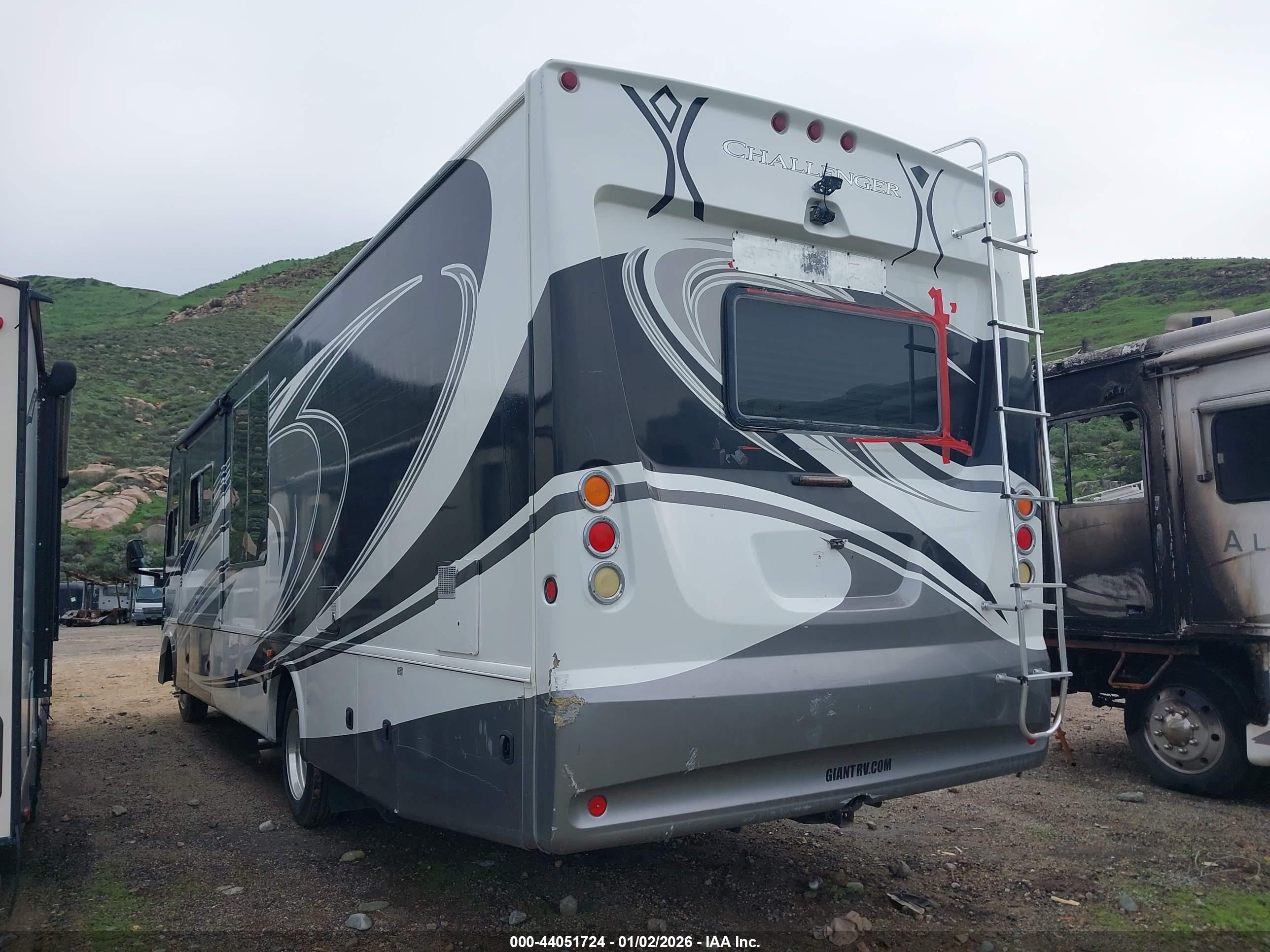 FORD F53 image 3