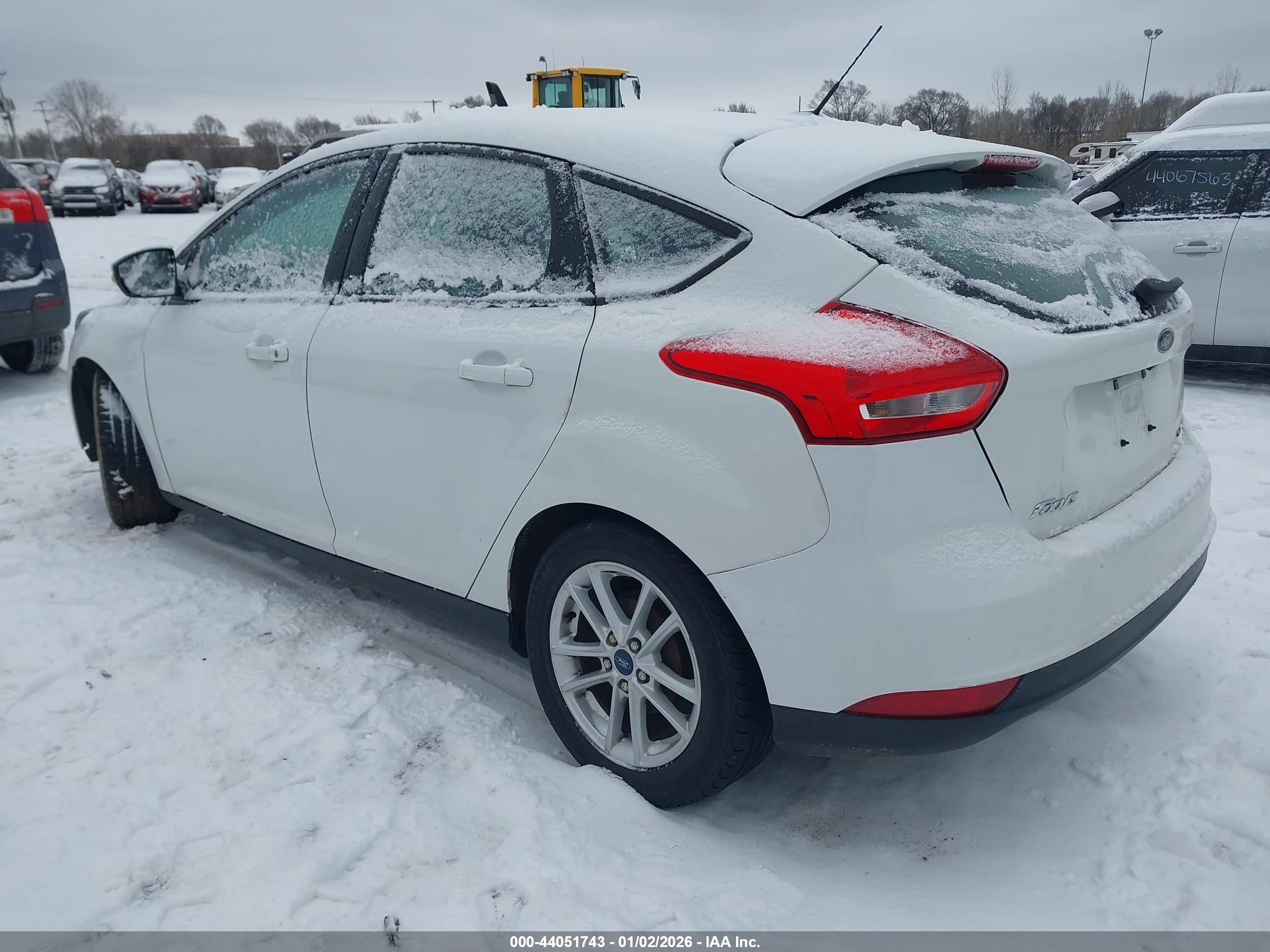 FORD FOCUS image 3