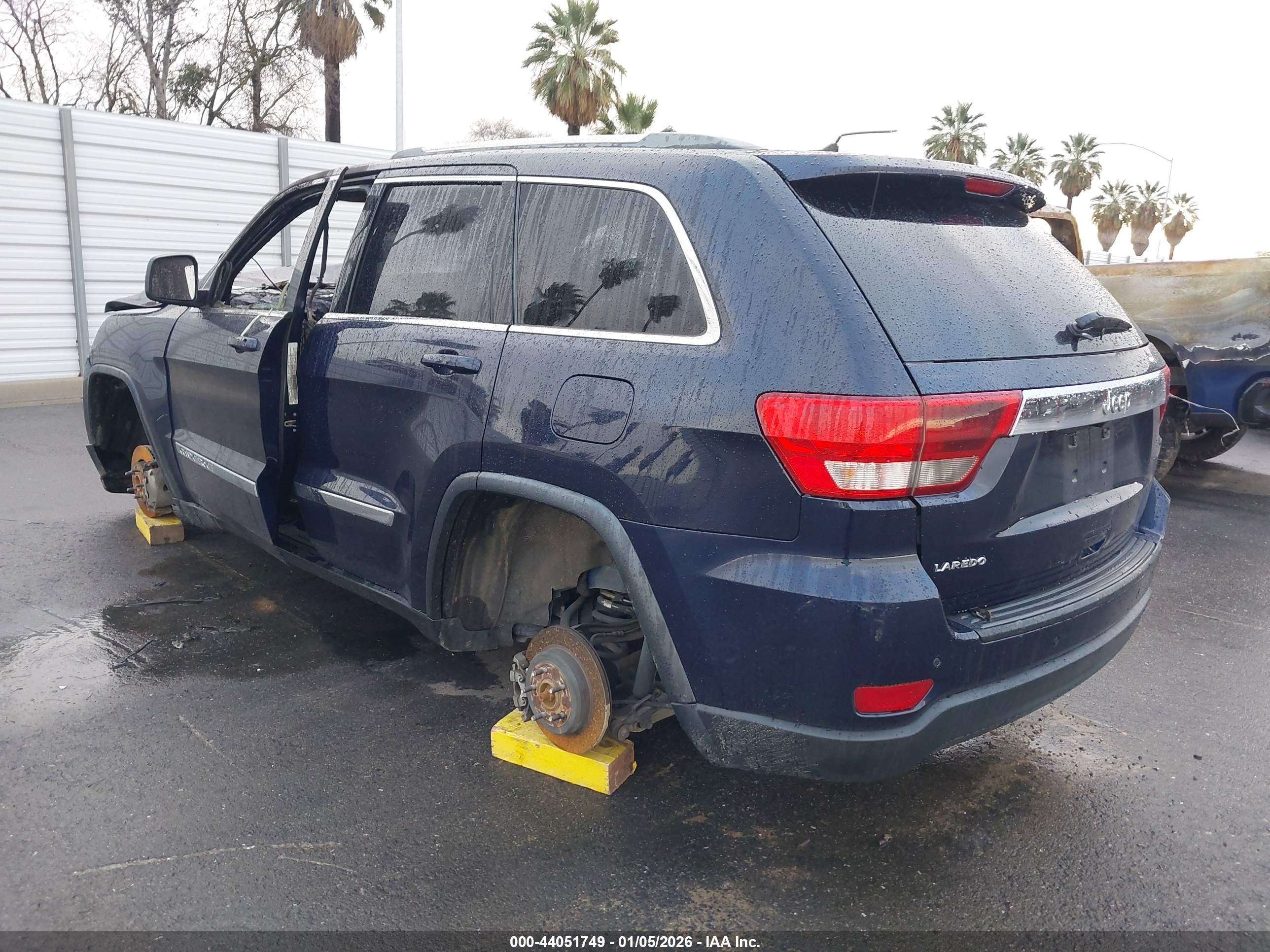 JEEP GRAND image 3