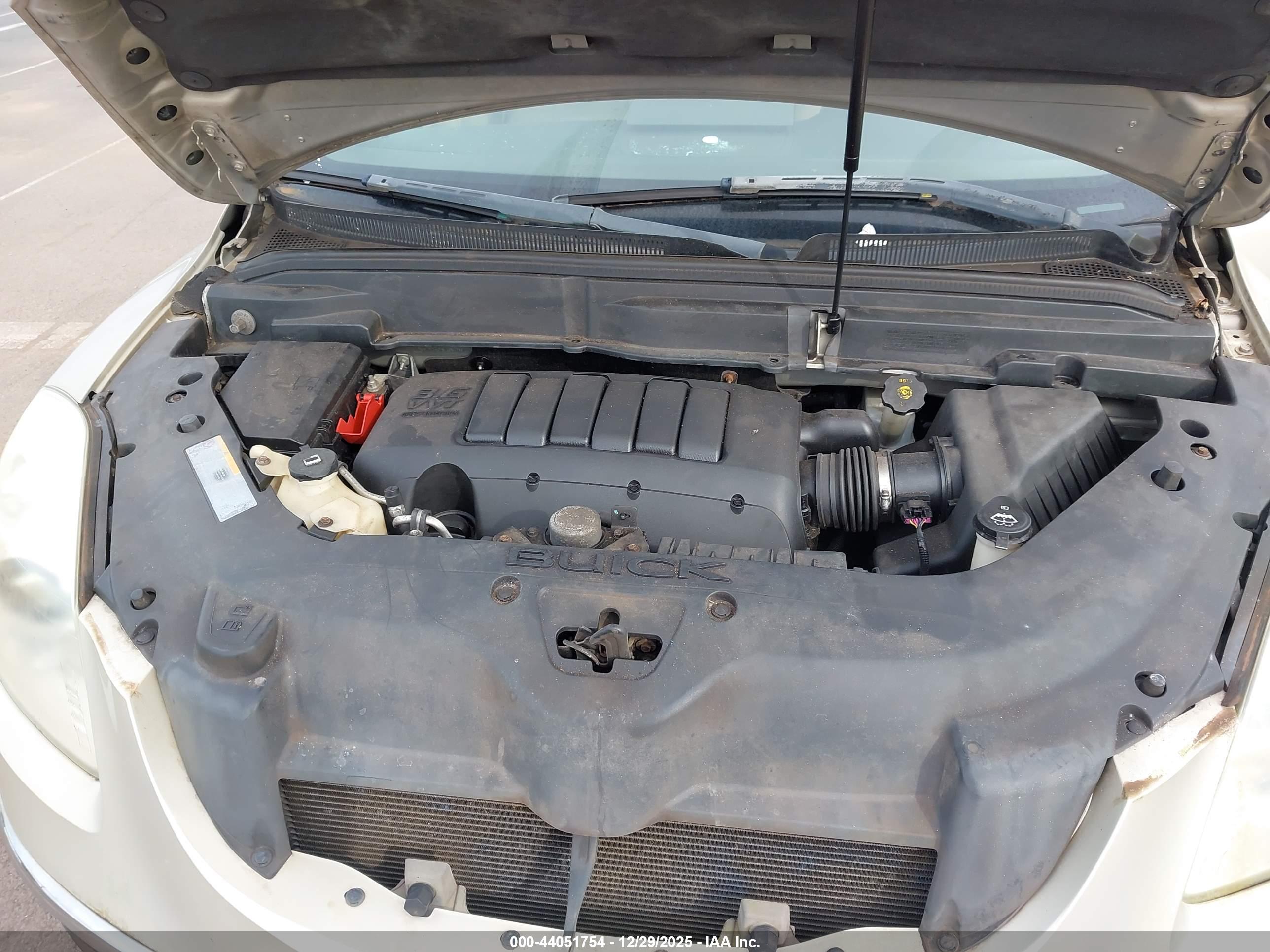 BUICK ENCLAVE image 10