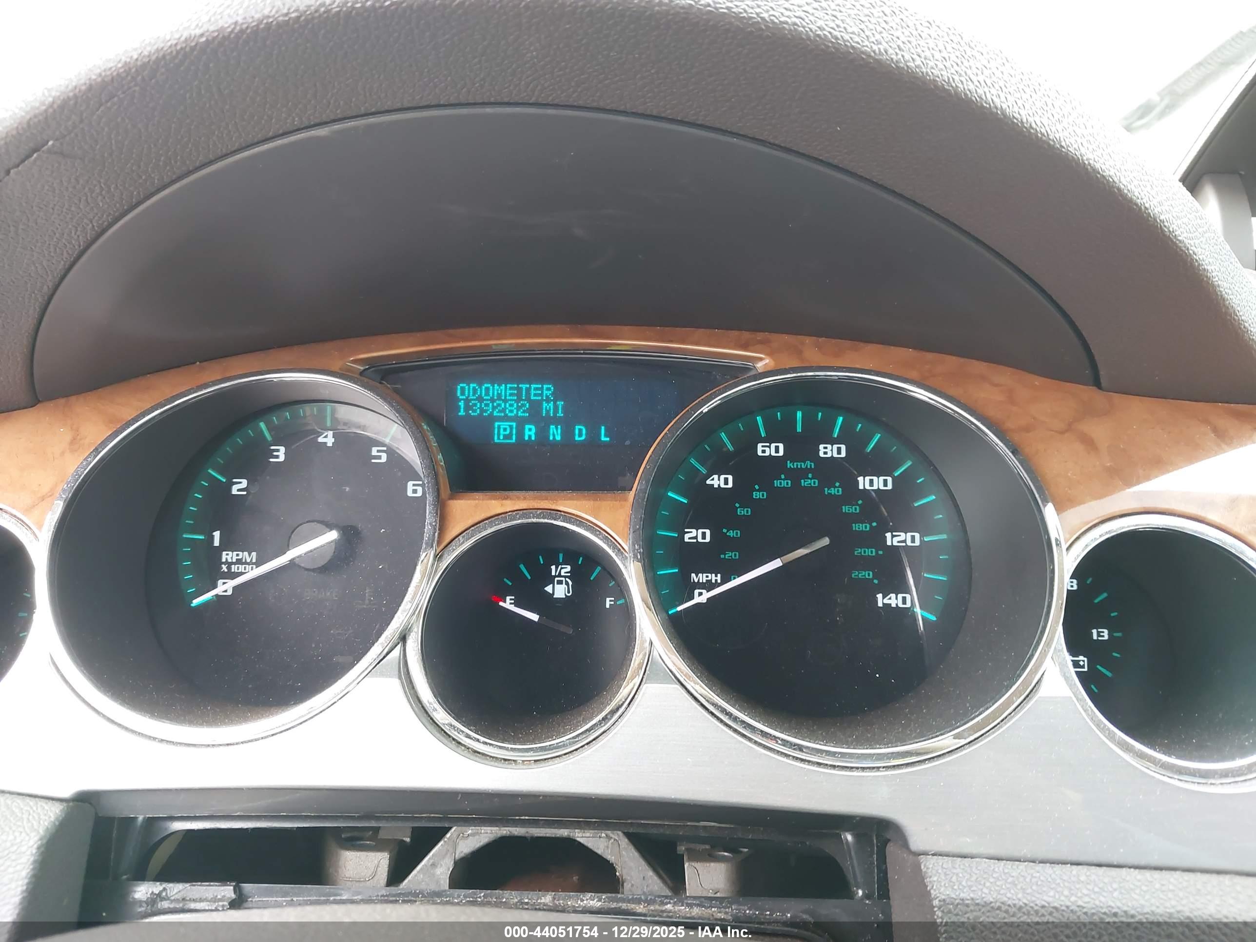 BUICK ENCLAVE image 7