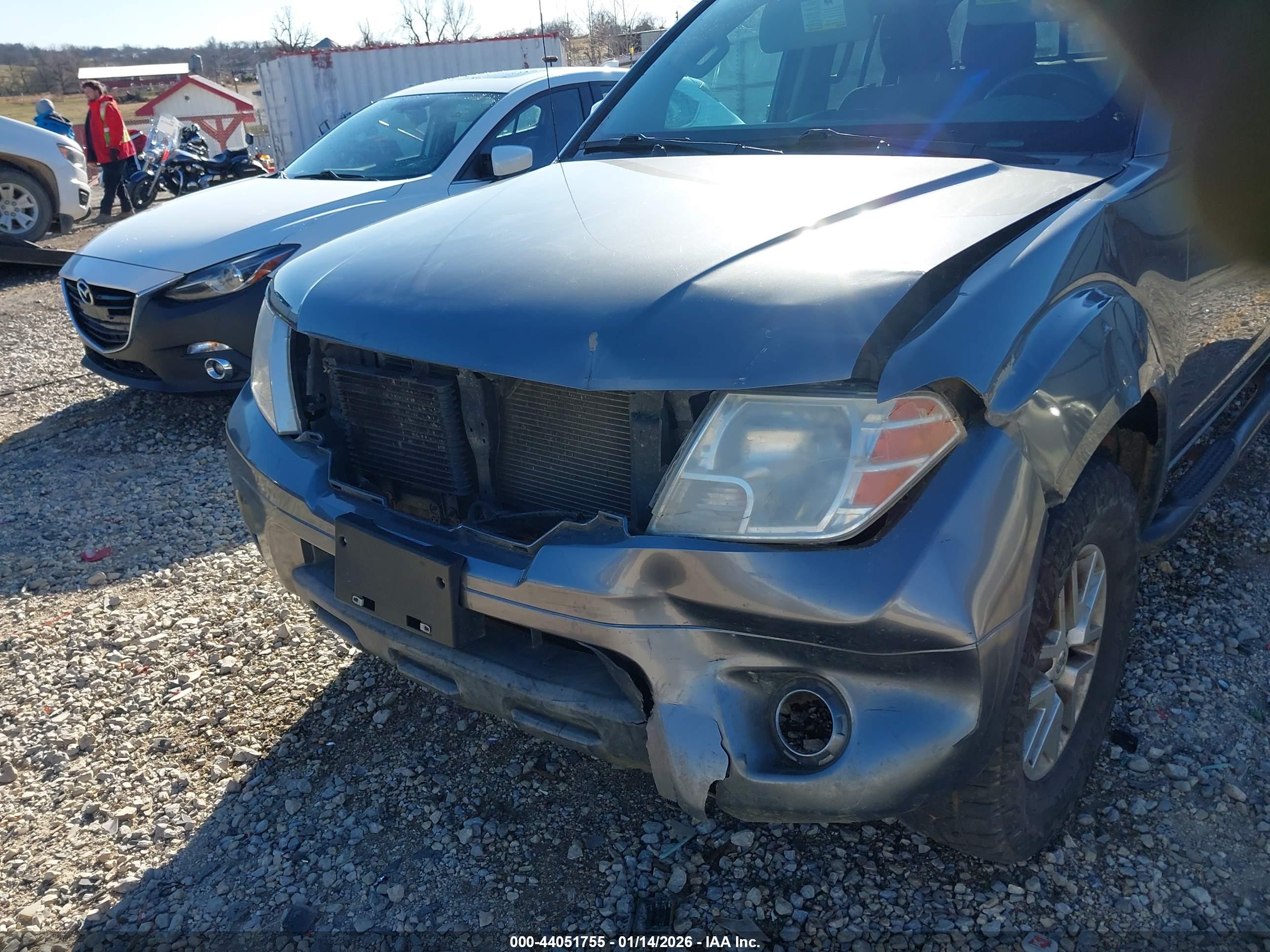 NISSAN FRONTIER image 6