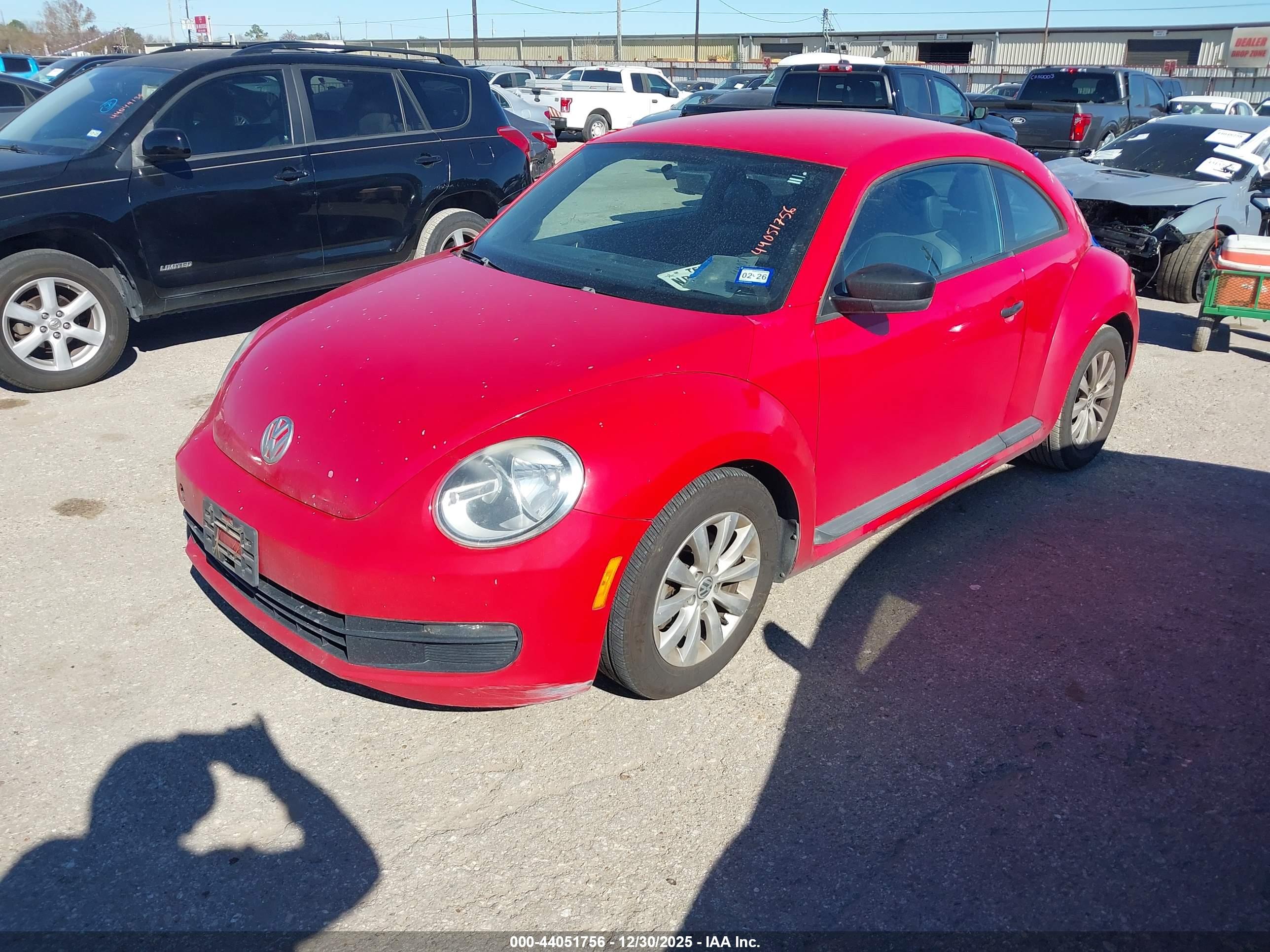 VOLKSWAGEN BEETLE image 2
