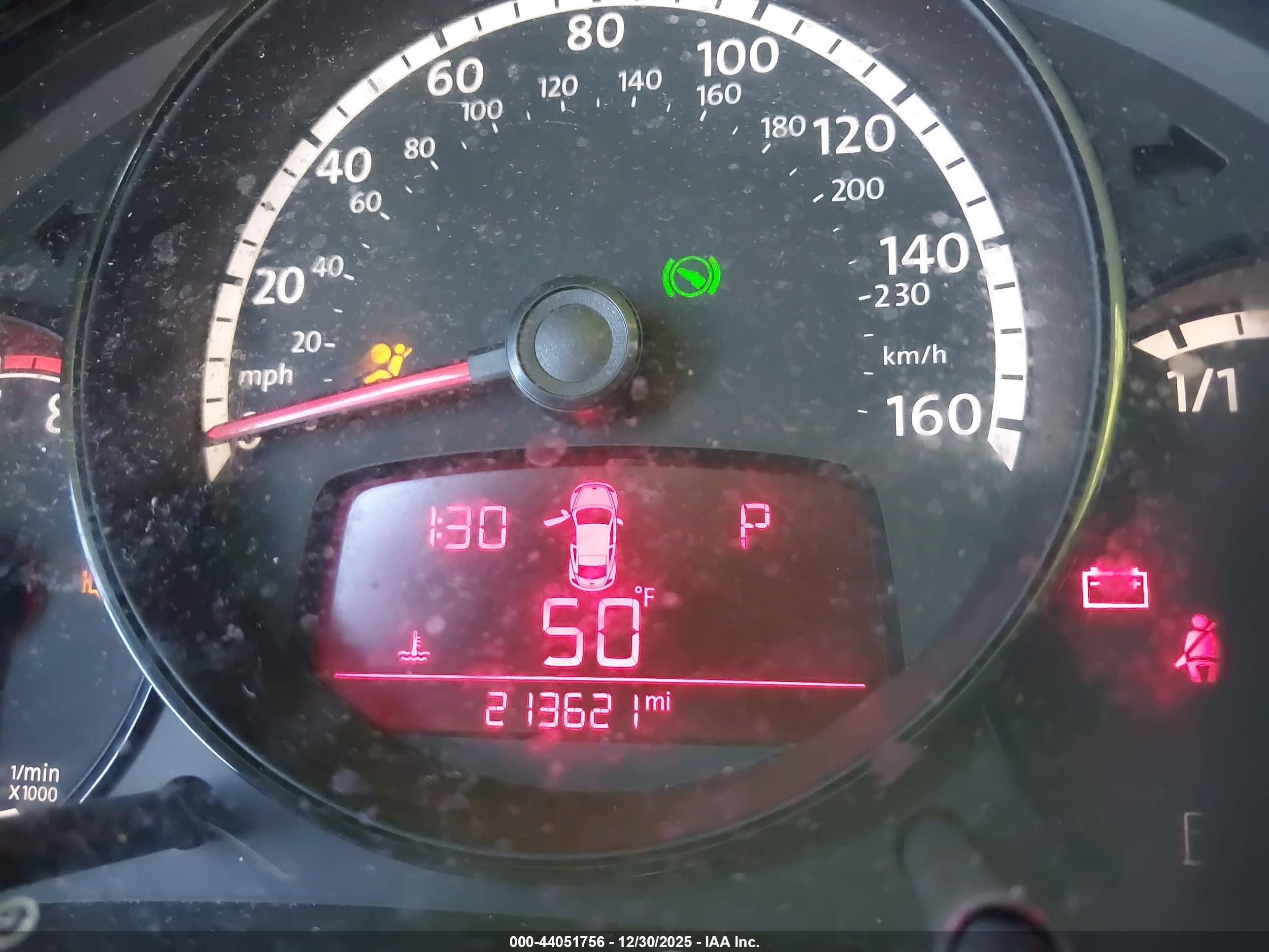 VOLKSWAGEN BEETLE image 7