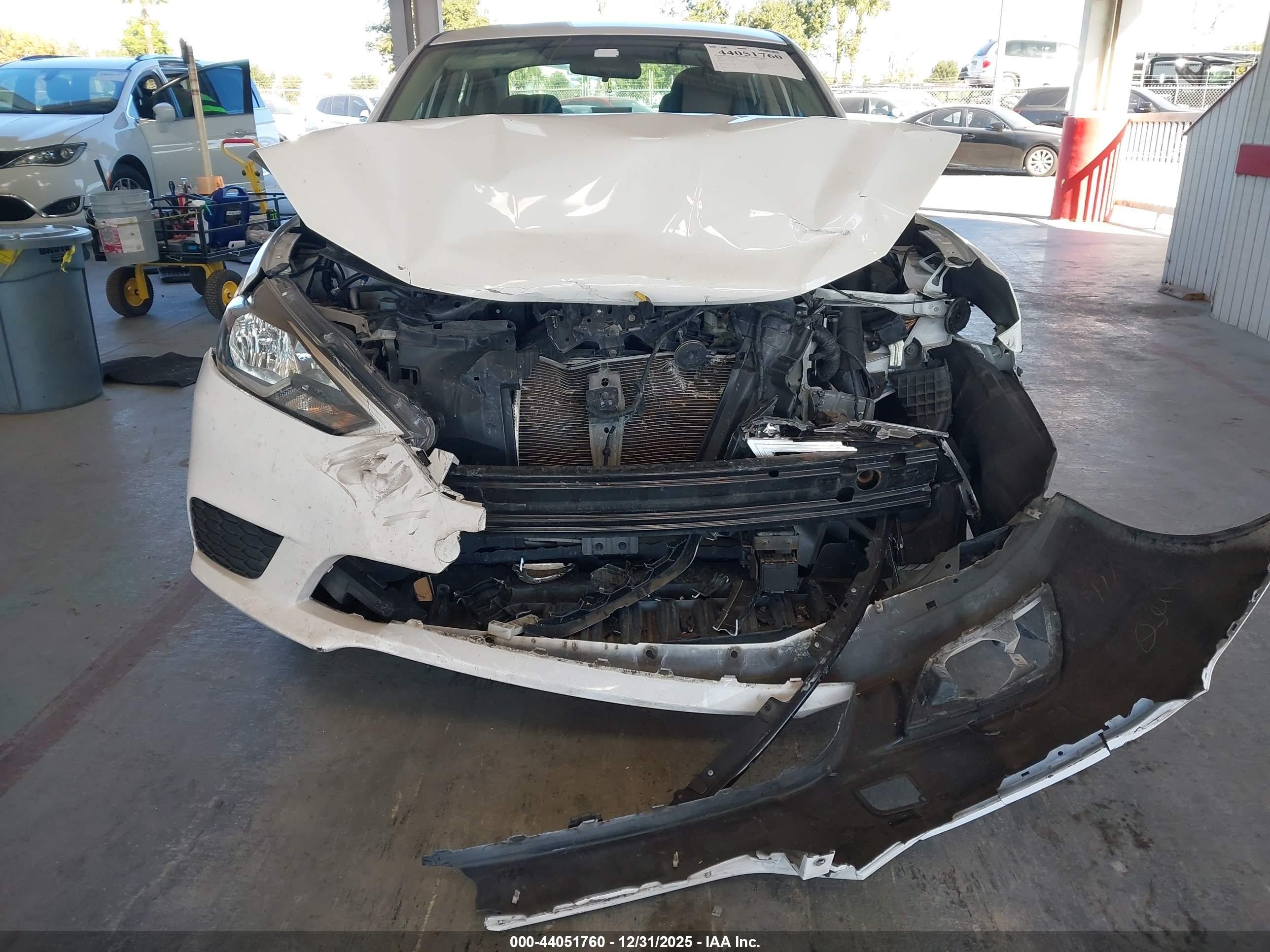 NISSAN SENTRA image 6
