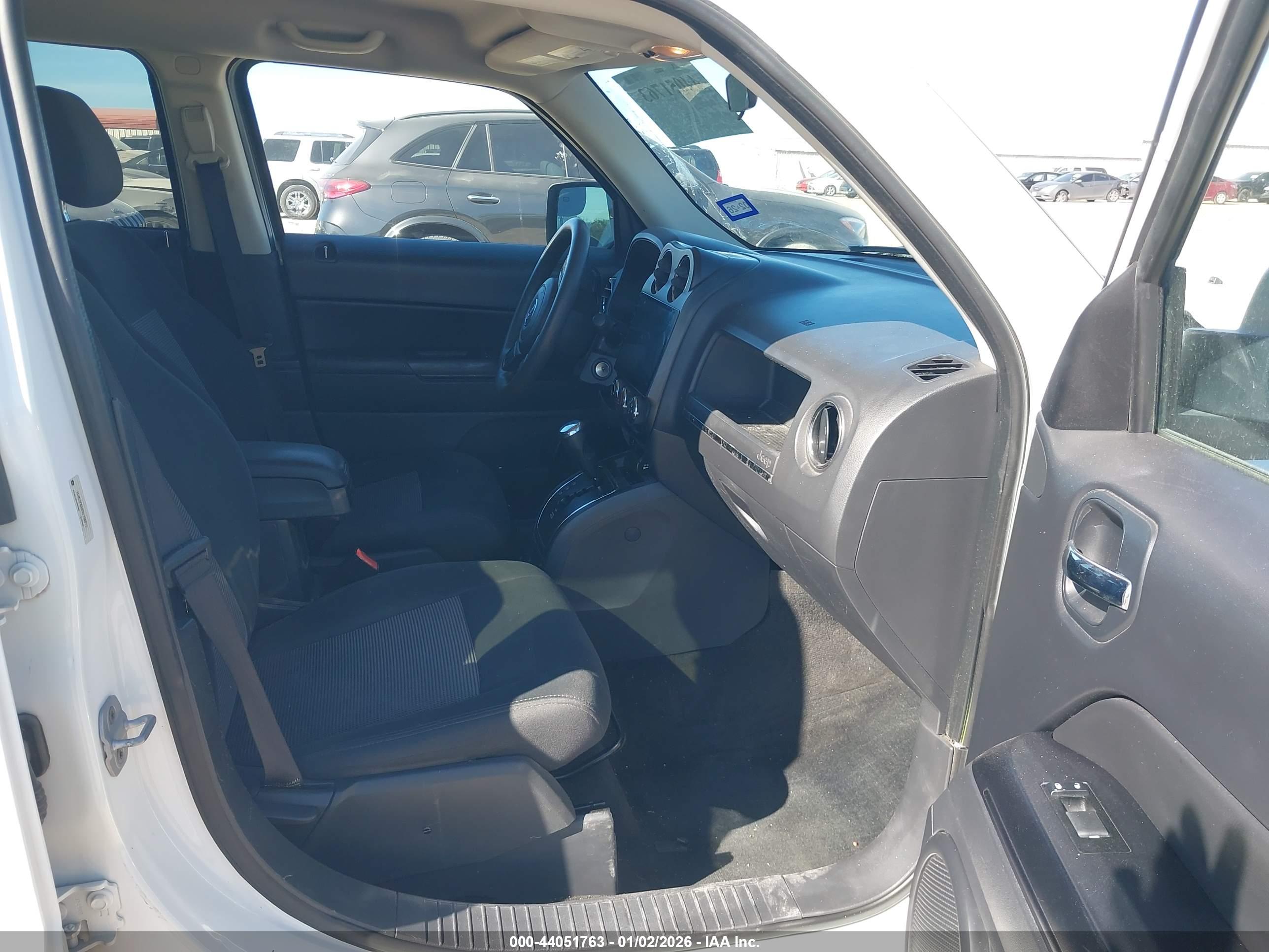 JEEP PATRIOT image 5