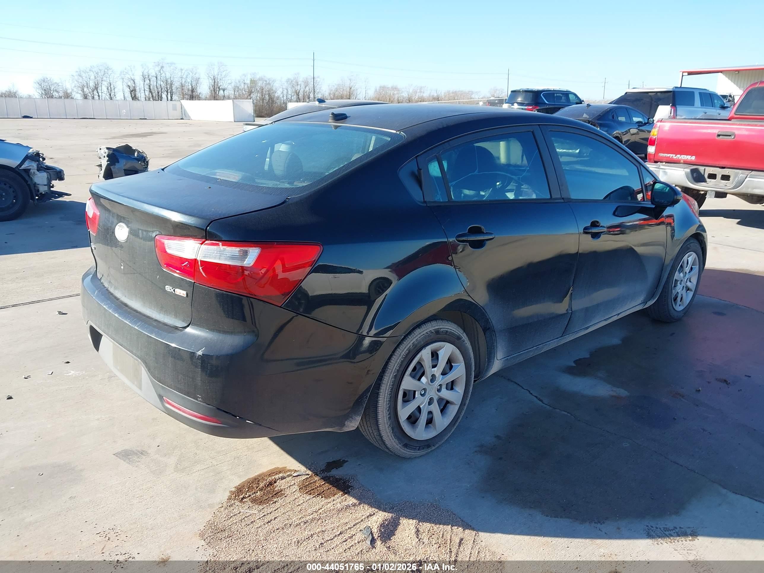 KIA RIO image 4