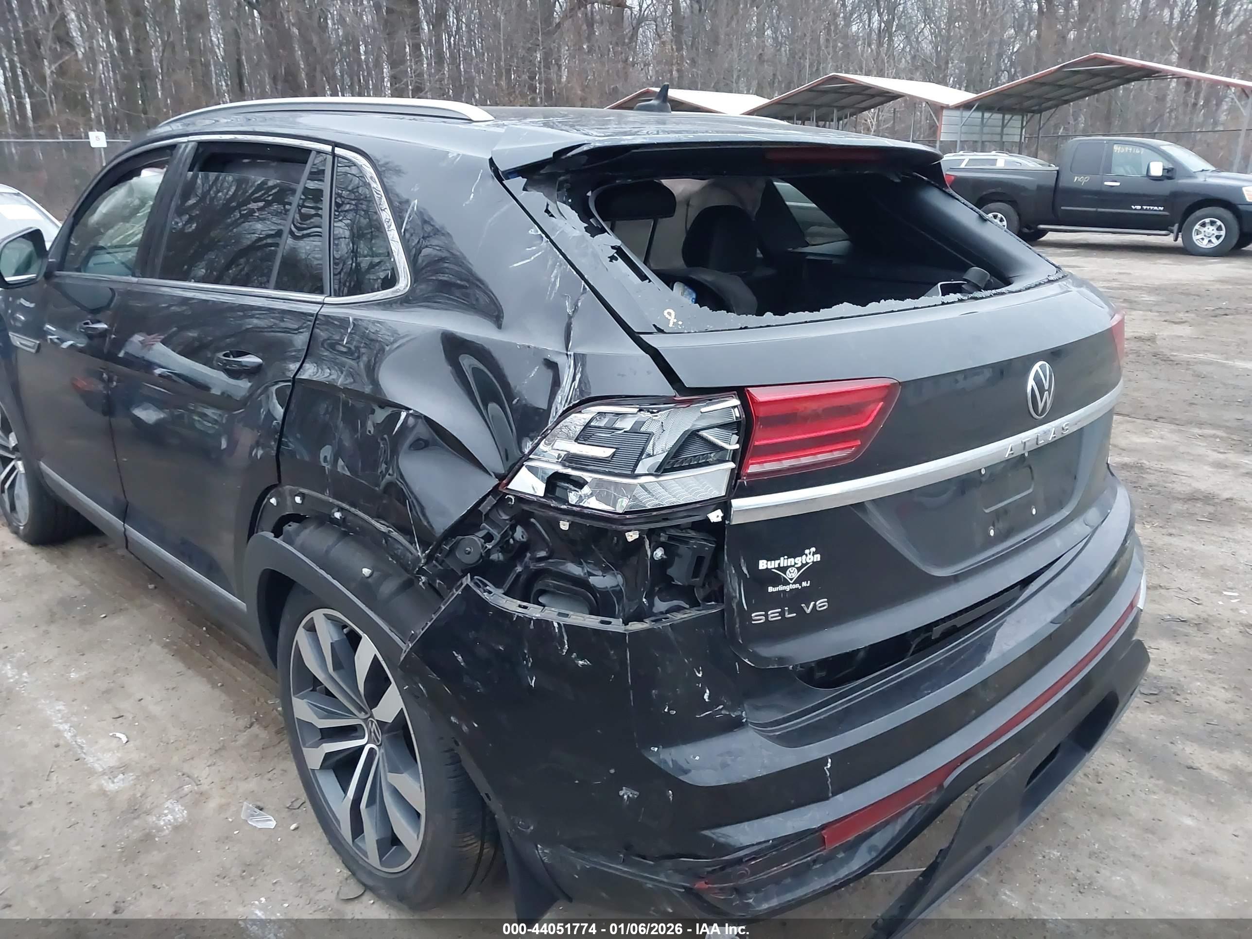 VOLKSWAGEN ATLAS image 6