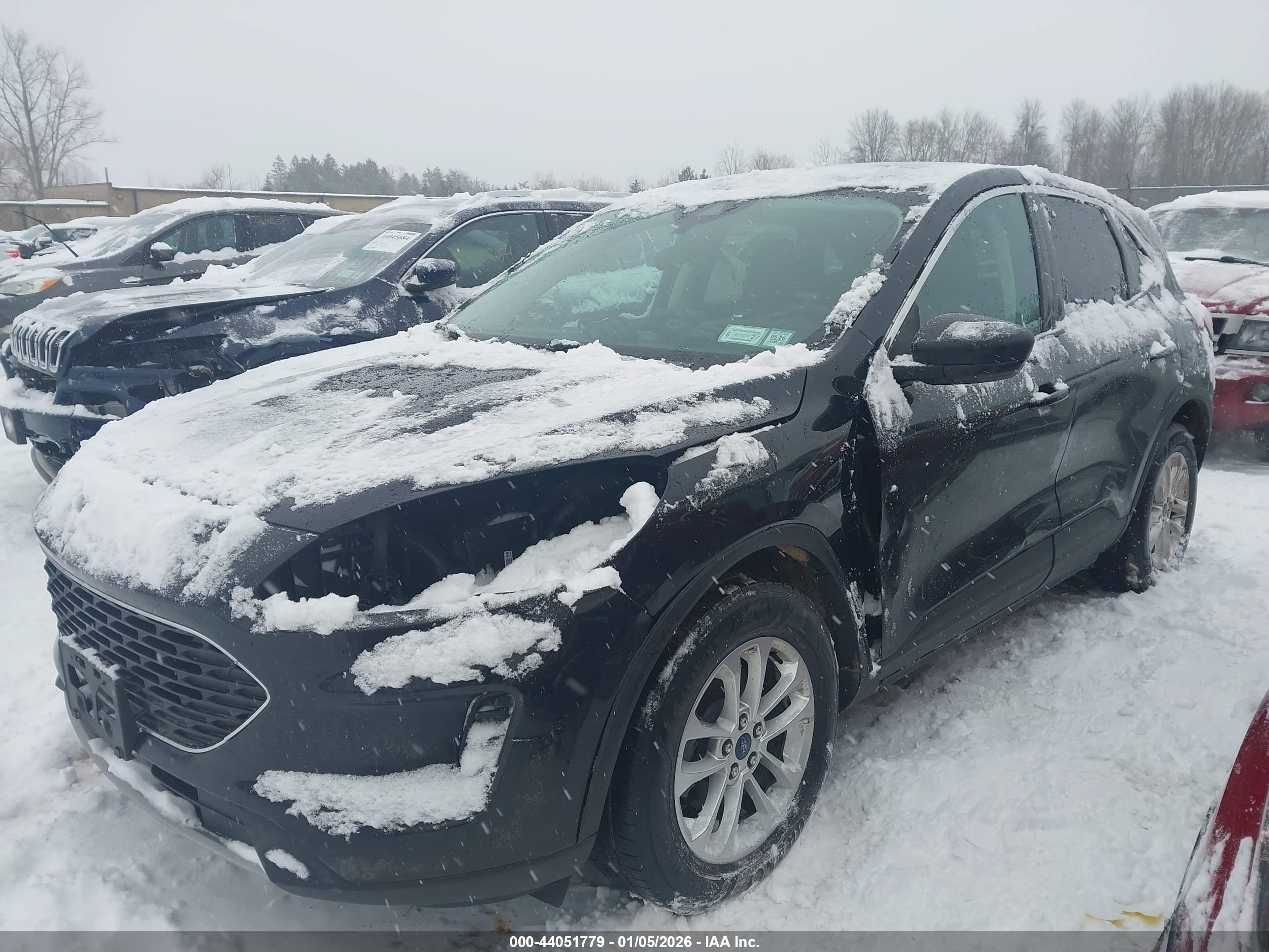 FORD ESCAPE image 2