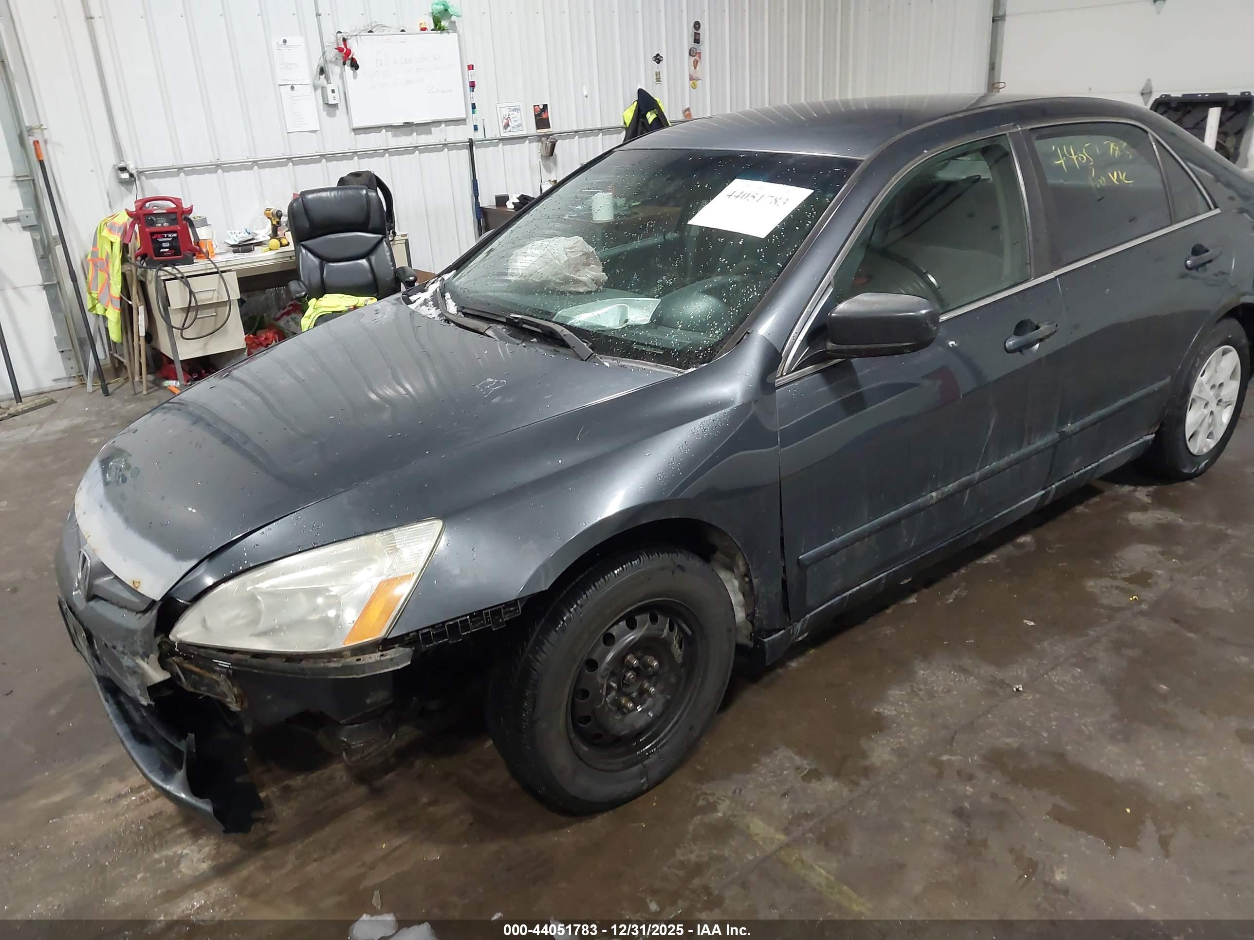 HONDA ACCORD image 2