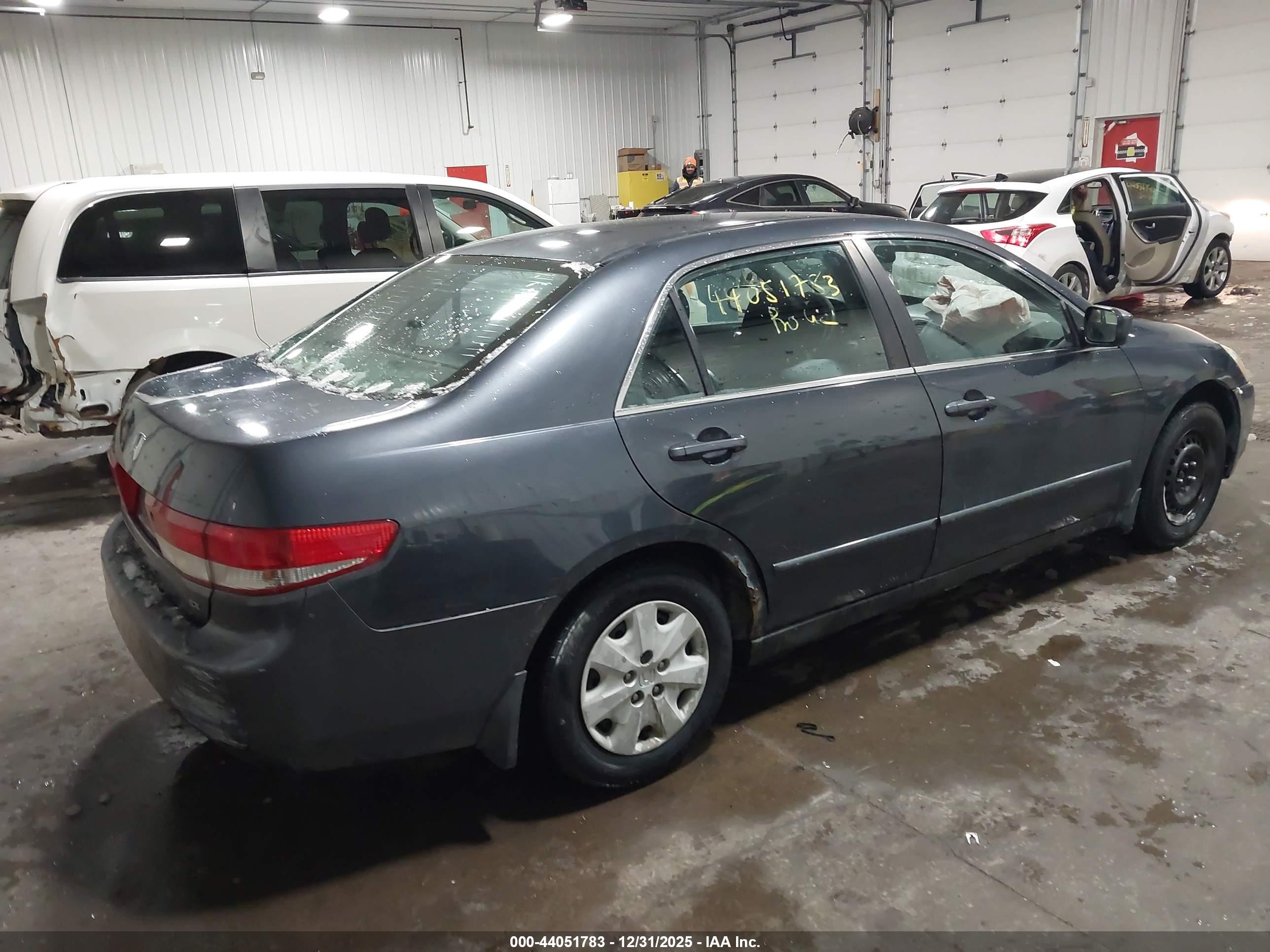 HONDA ACCORD image 4