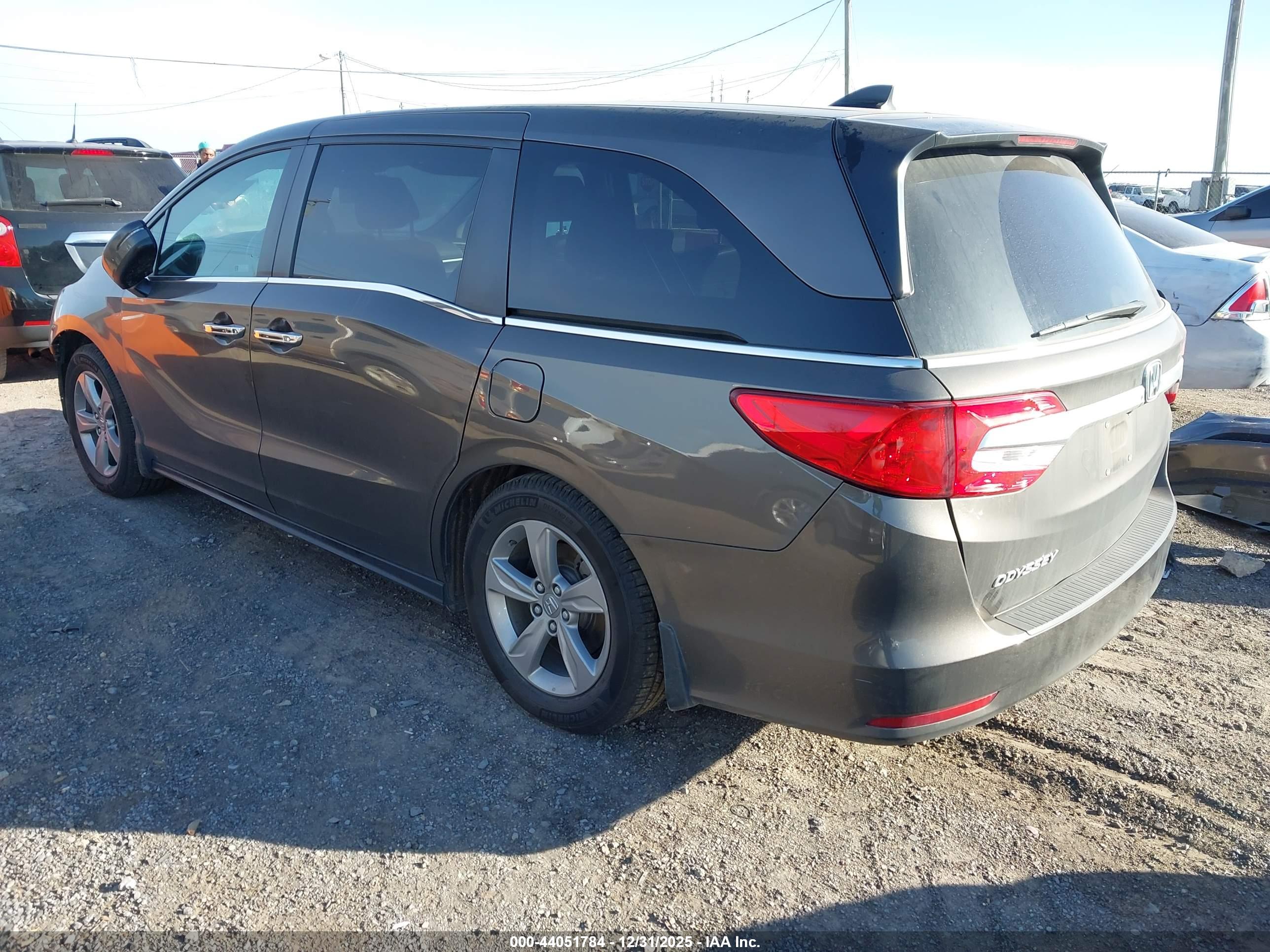 HONDA ODYSSEY image 3