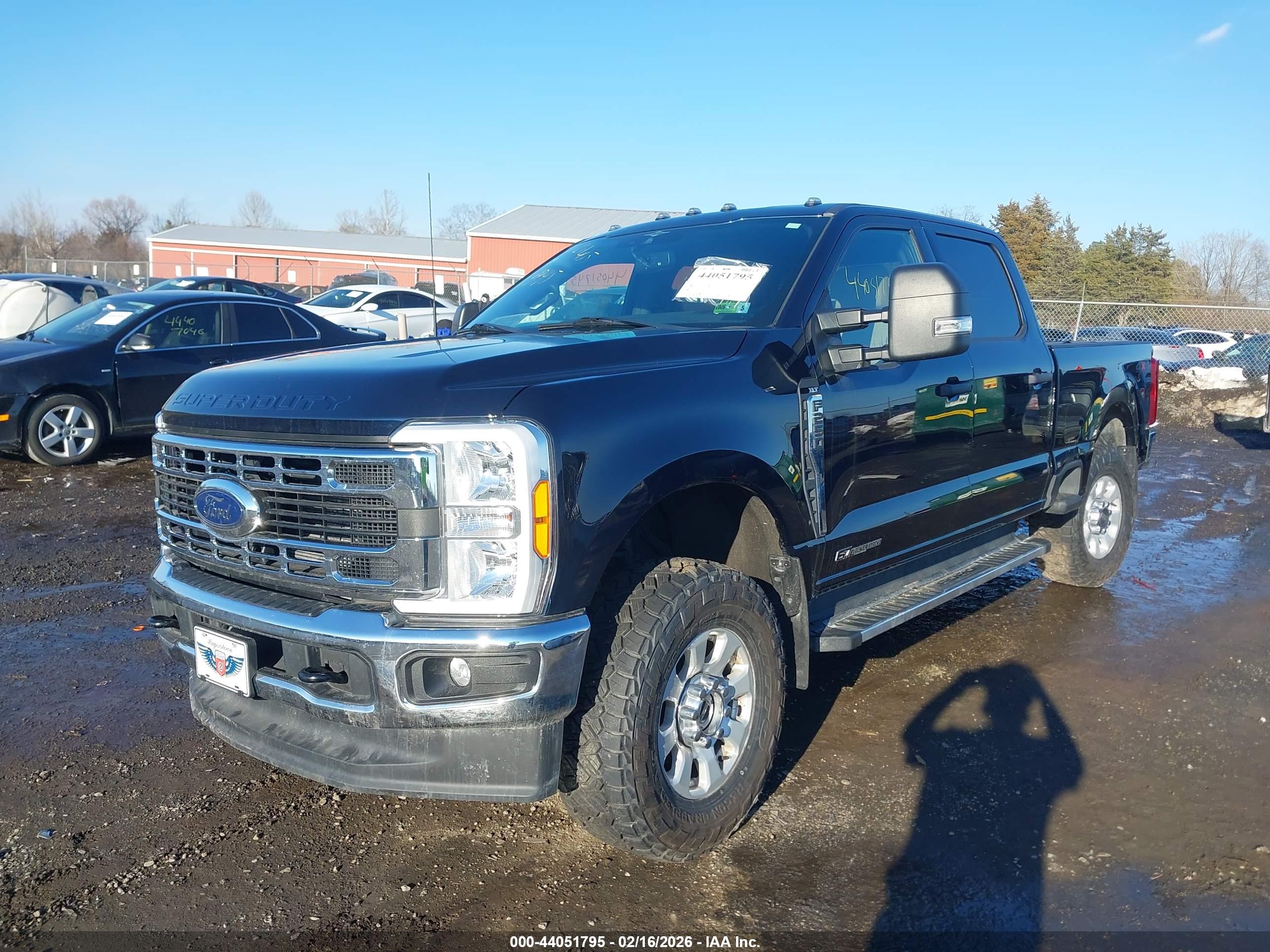 FORD F-250 image 2